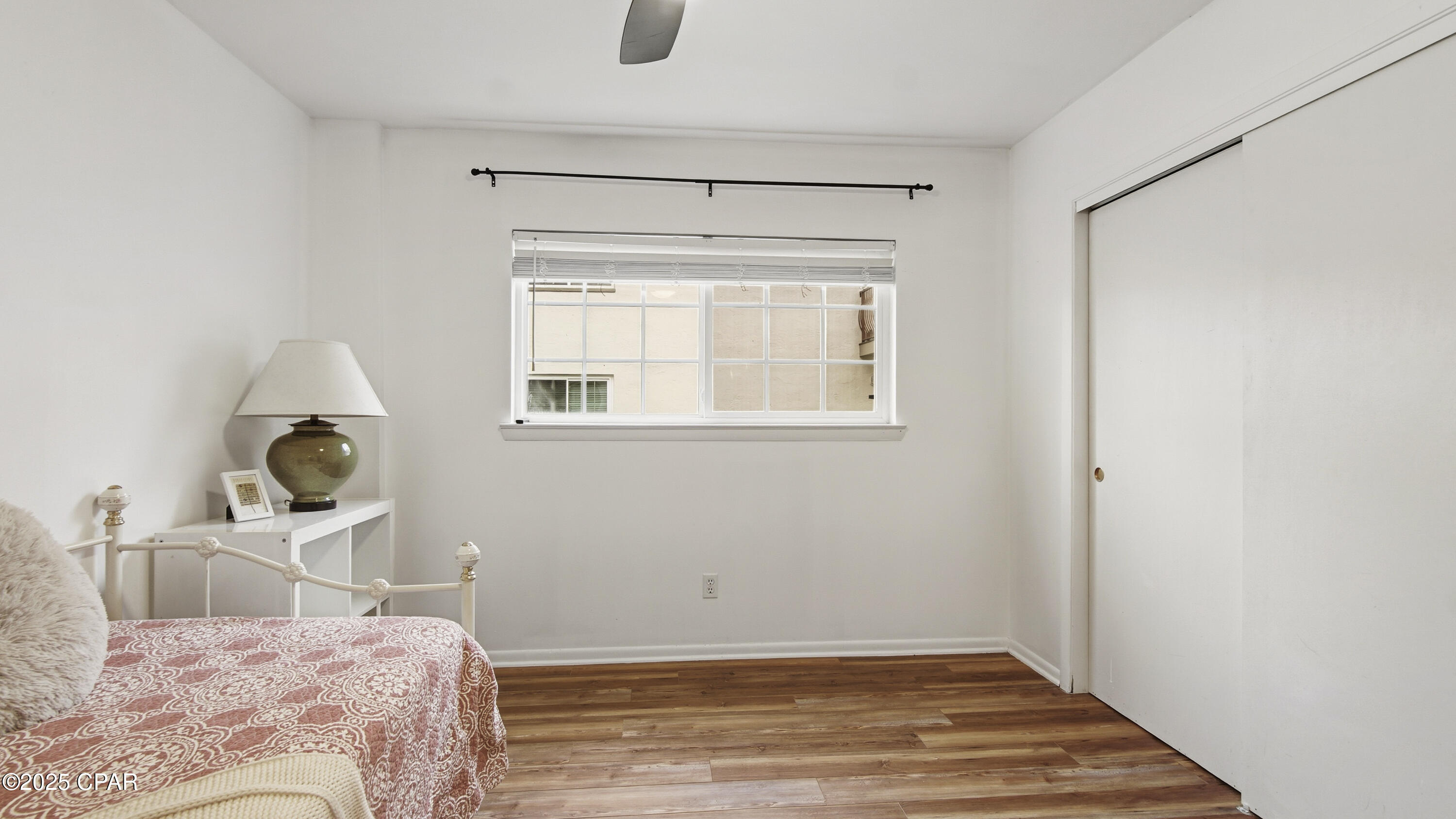 Image 11 For 2100 Beach Drive S102