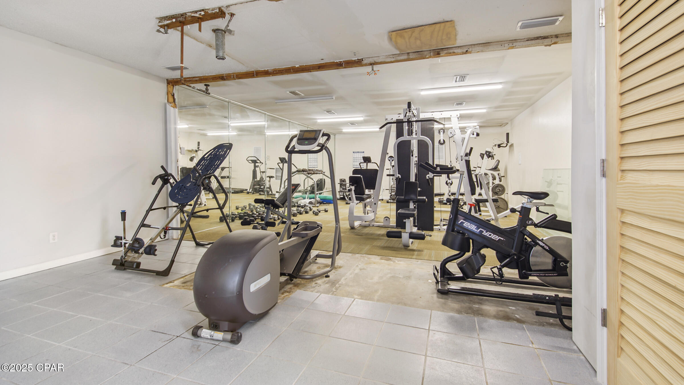 Image 24 For 2100 Beach Drive S102