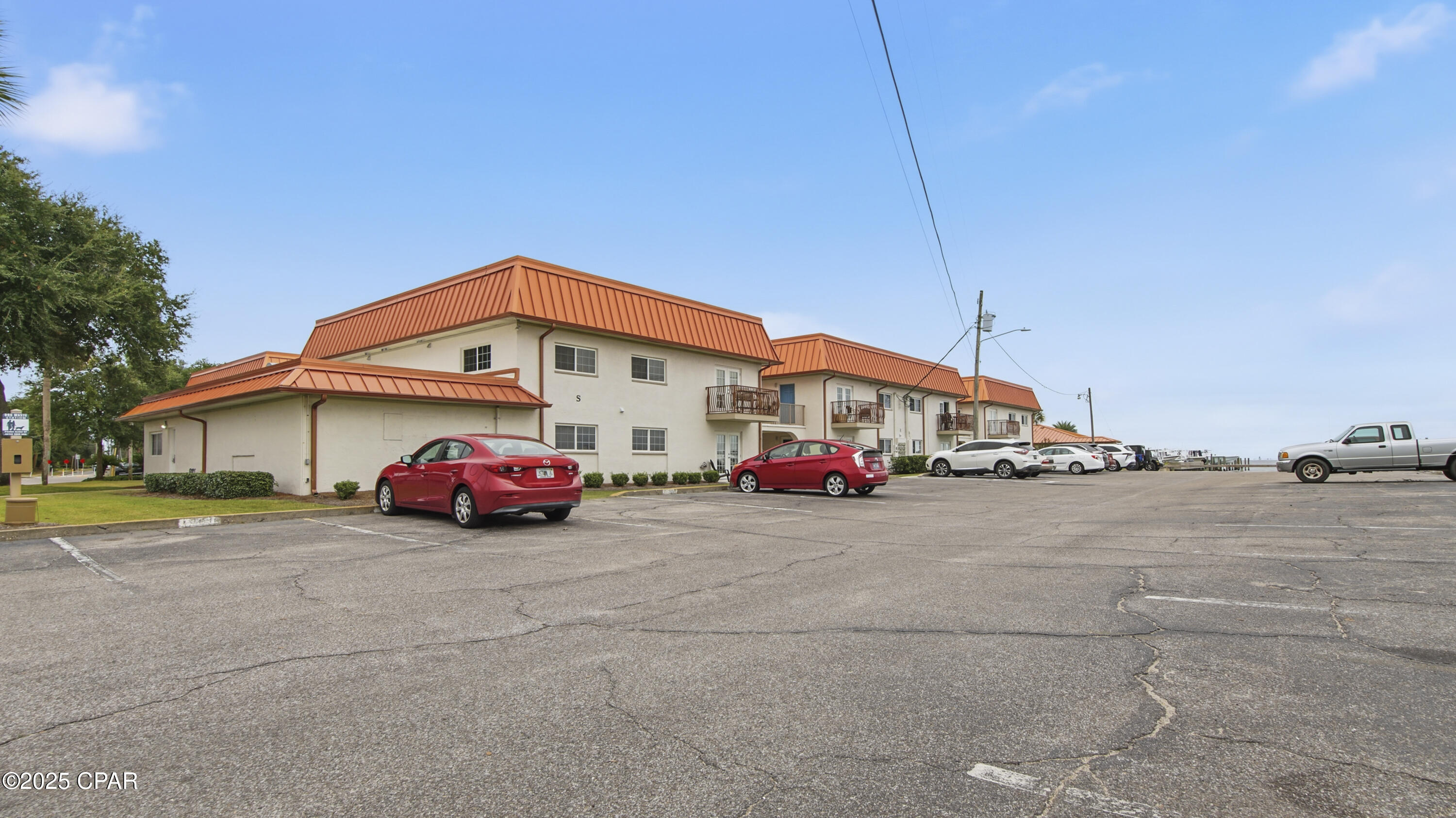 Image 40 For 2100 Beach Drive S102