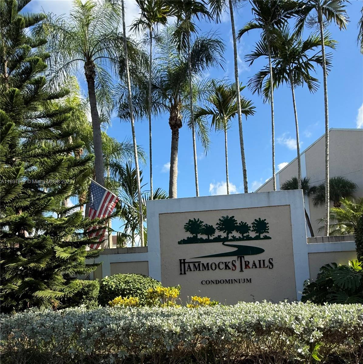 Hammocks Trails Condo