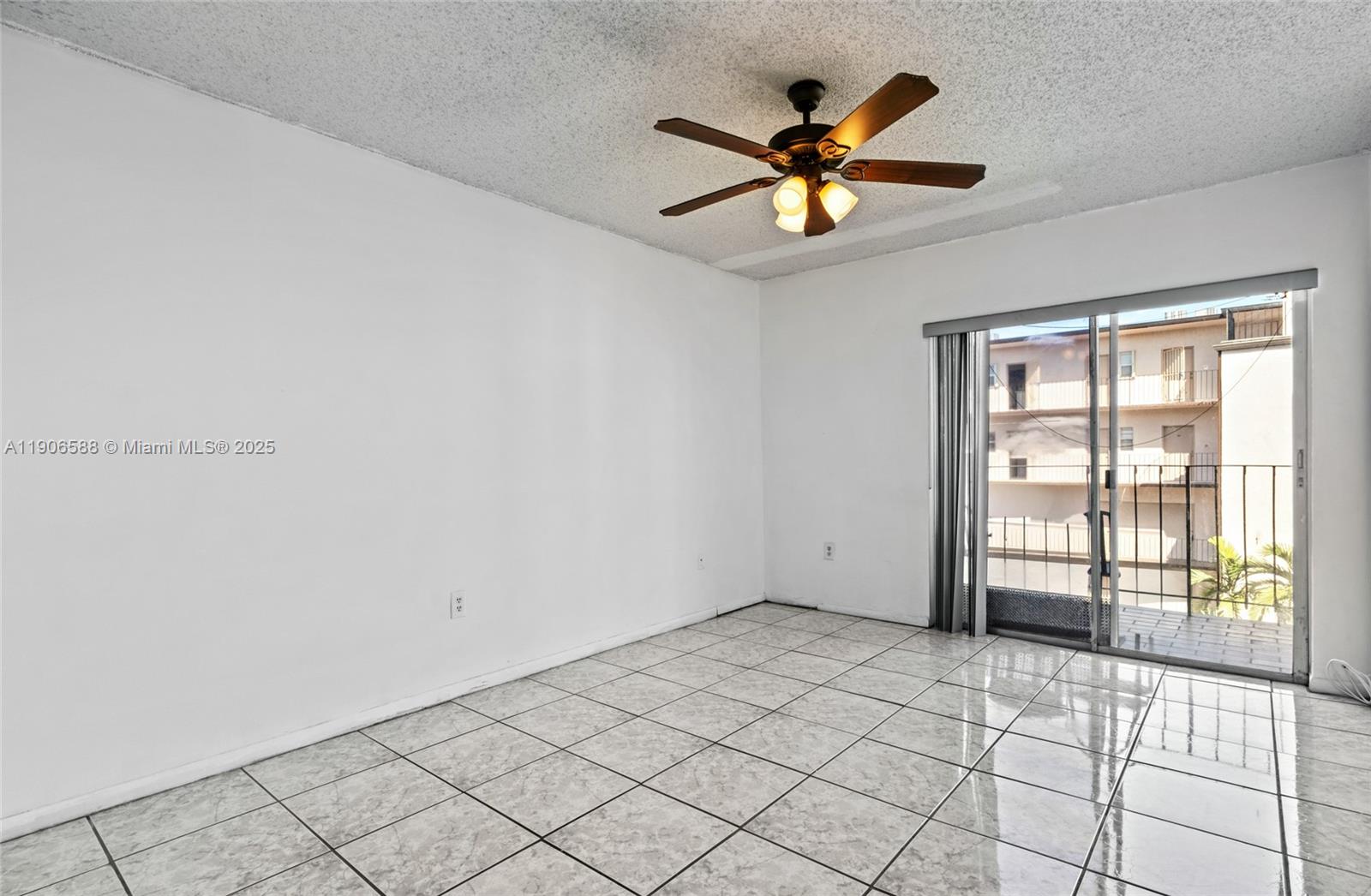 Homes for sale in Hialeah, FL | 1950 W 54Th St #313, Hialeah, FL 33012 | MLS# A11906588
