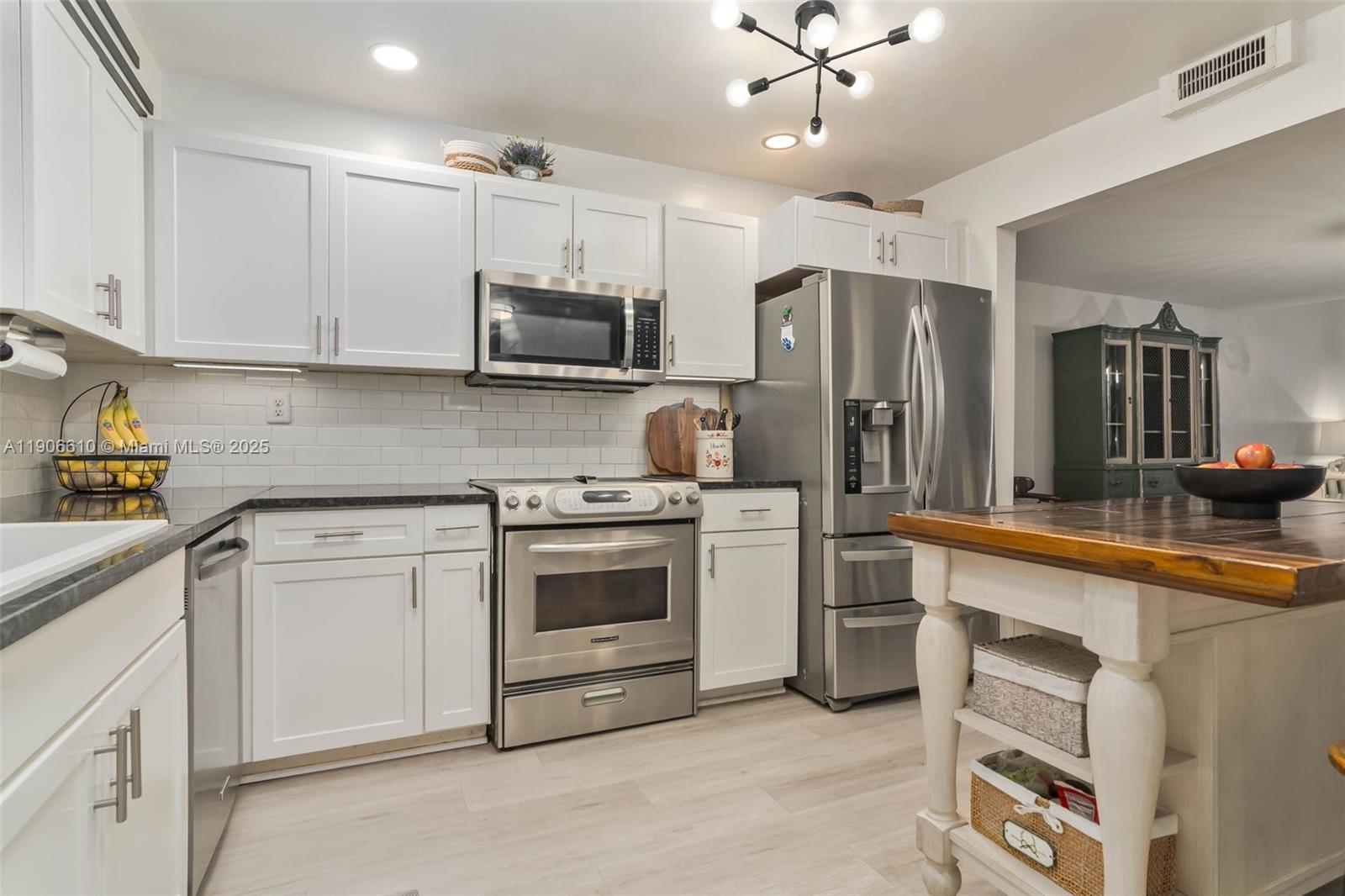 Harbour Club Villas Condo