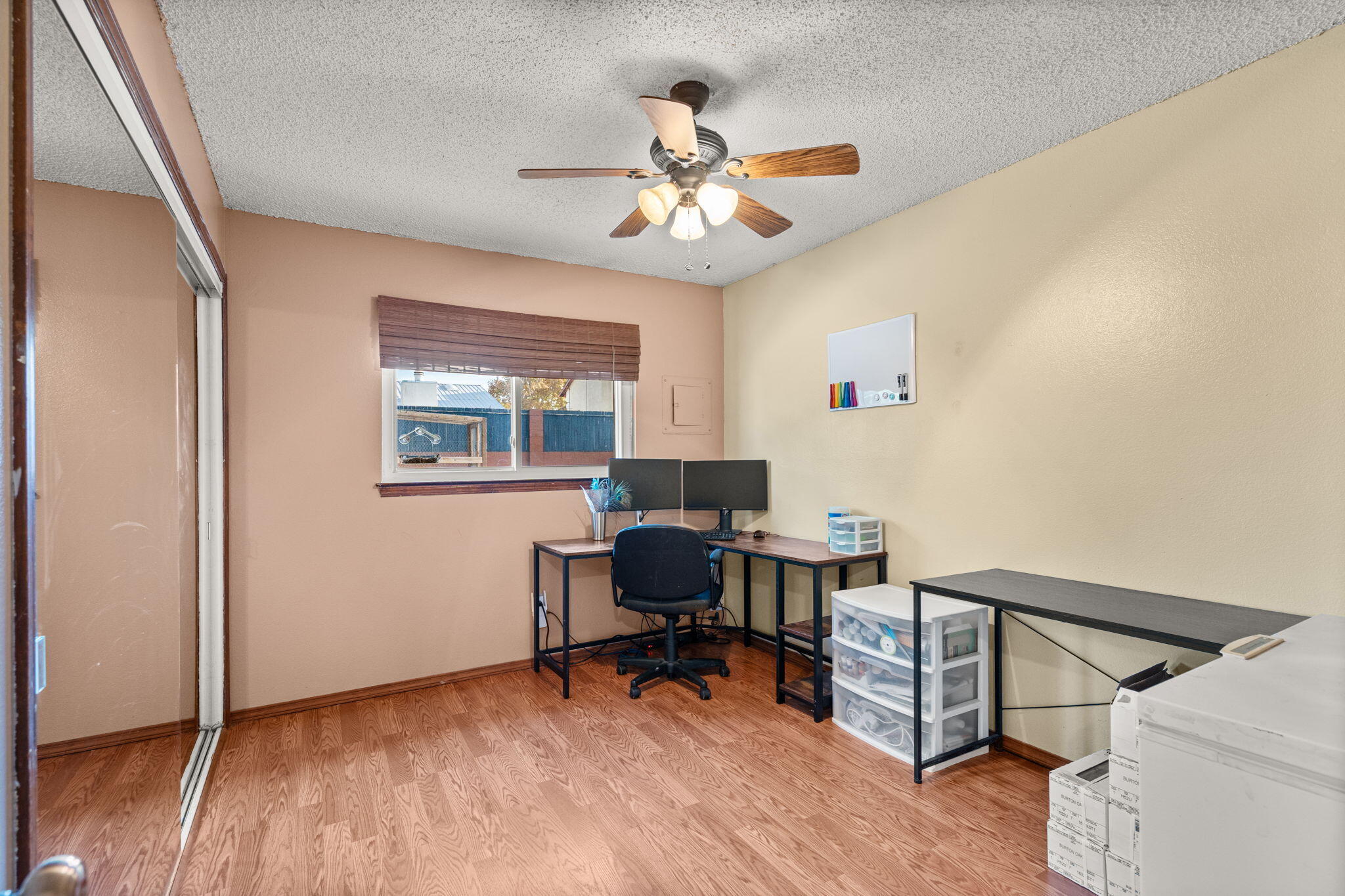 12712 Tomlinson Drive SE Home Office