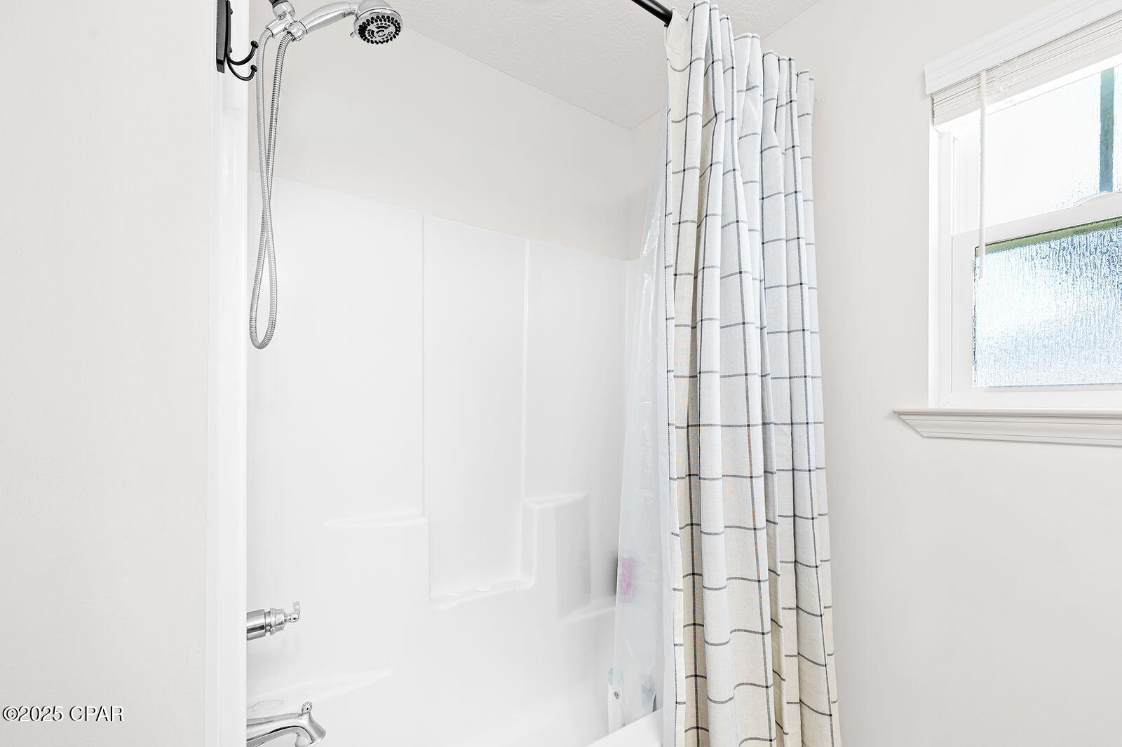 Image 22 For 3524 Mill Point Cove