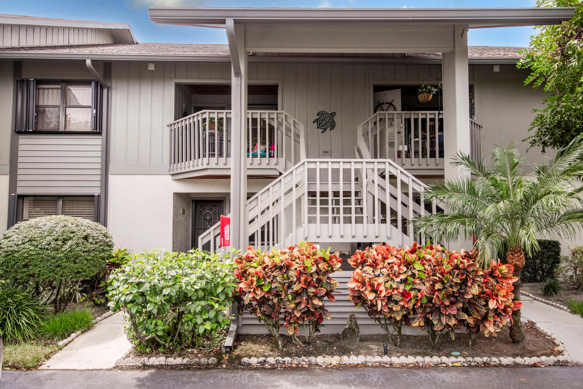 Charleston On The Green