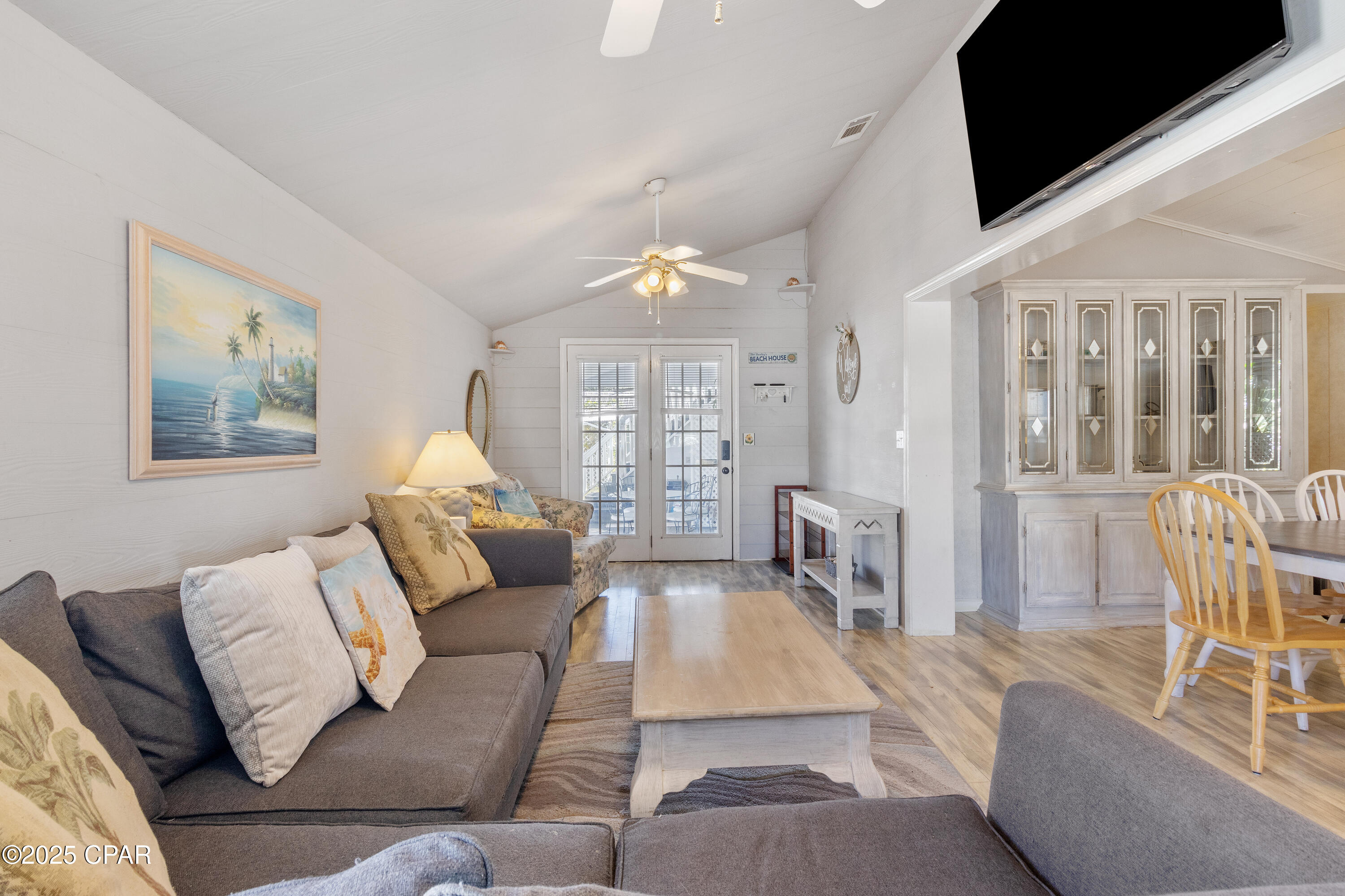 Image 10 For 216 Carol Place Place