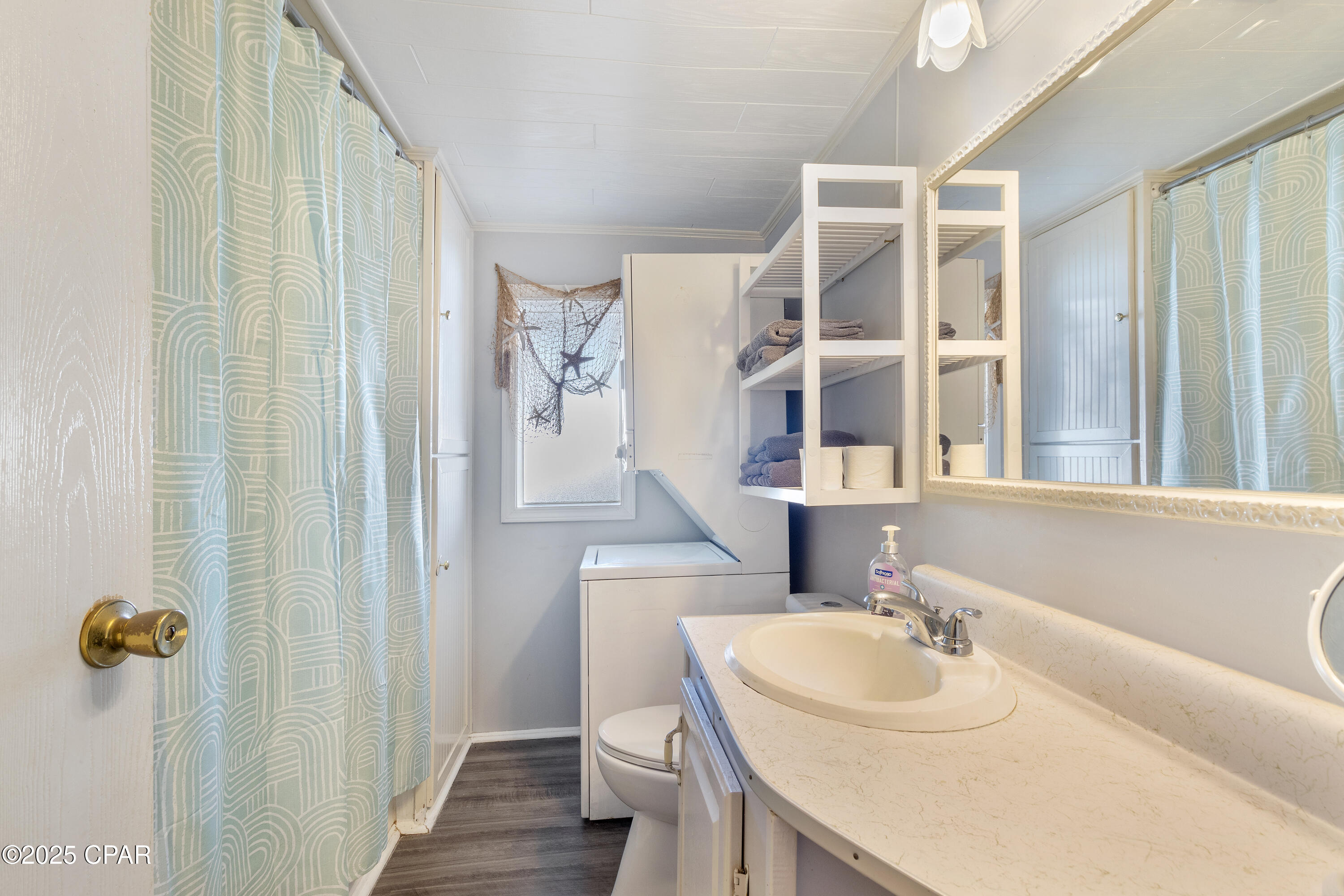 Image 22 For 216 Carol Place Place