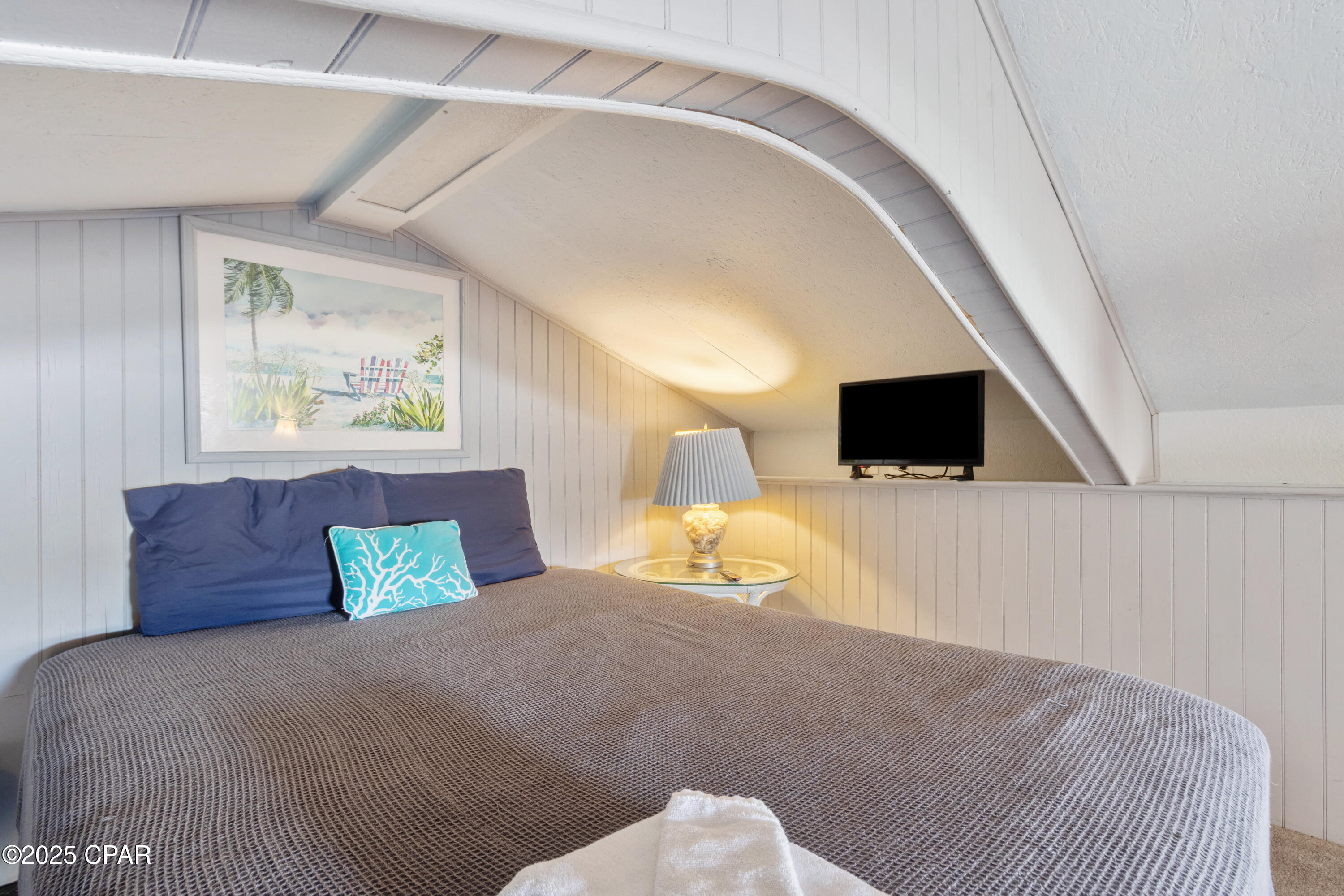 Image 27 For 216 Carol Place Place