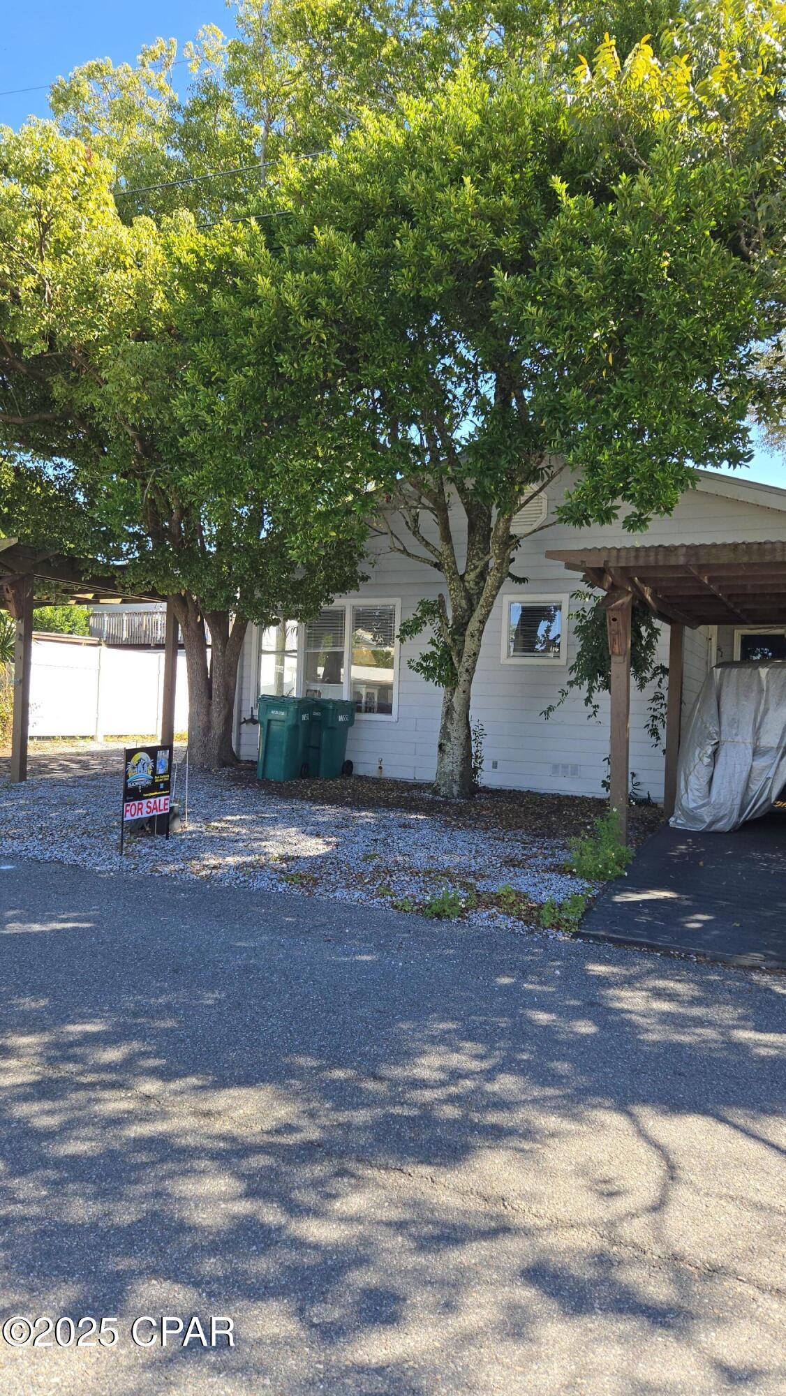 Image 36 For 216 Carol Place Place