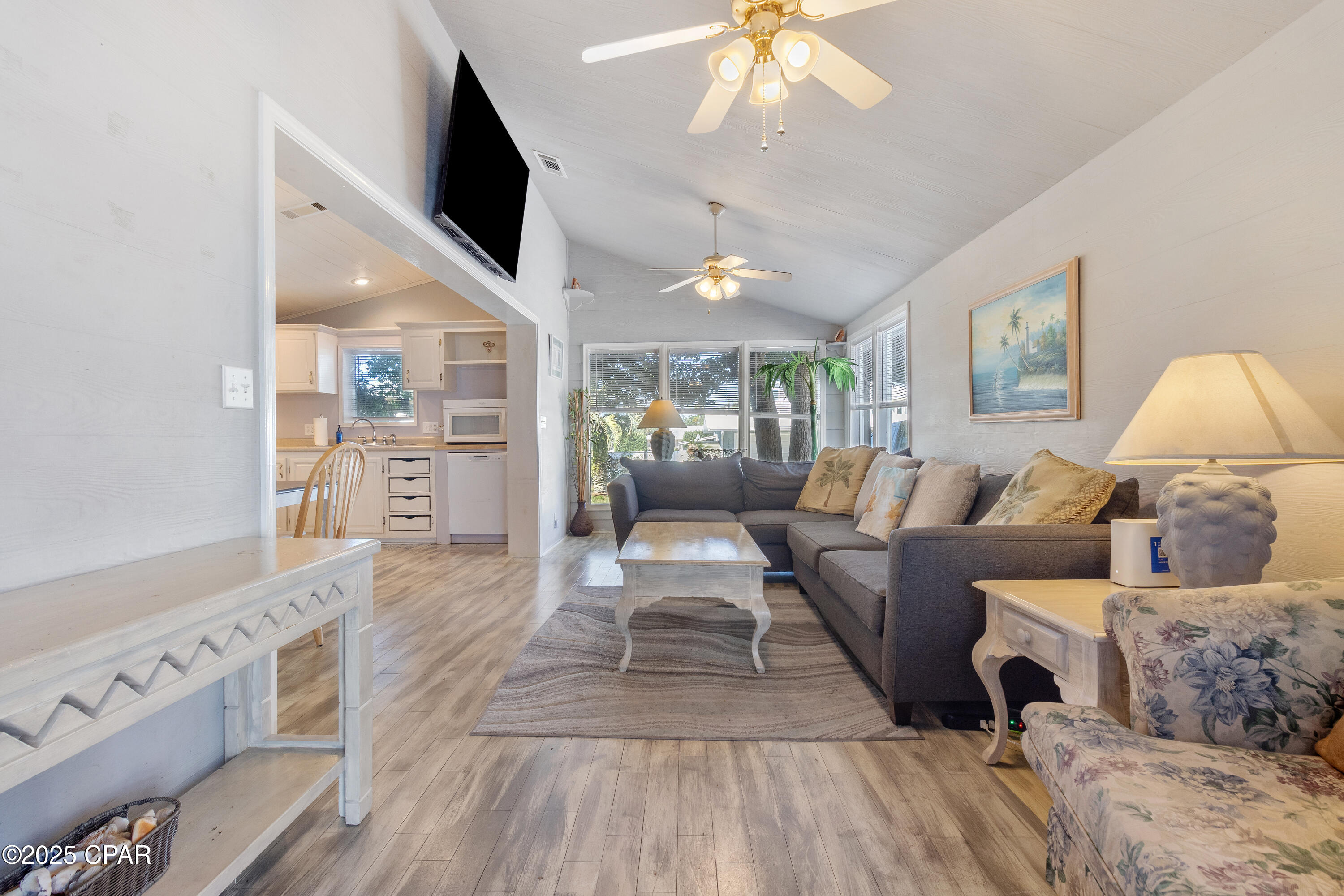 Image 9 For 216 Carol Place Place