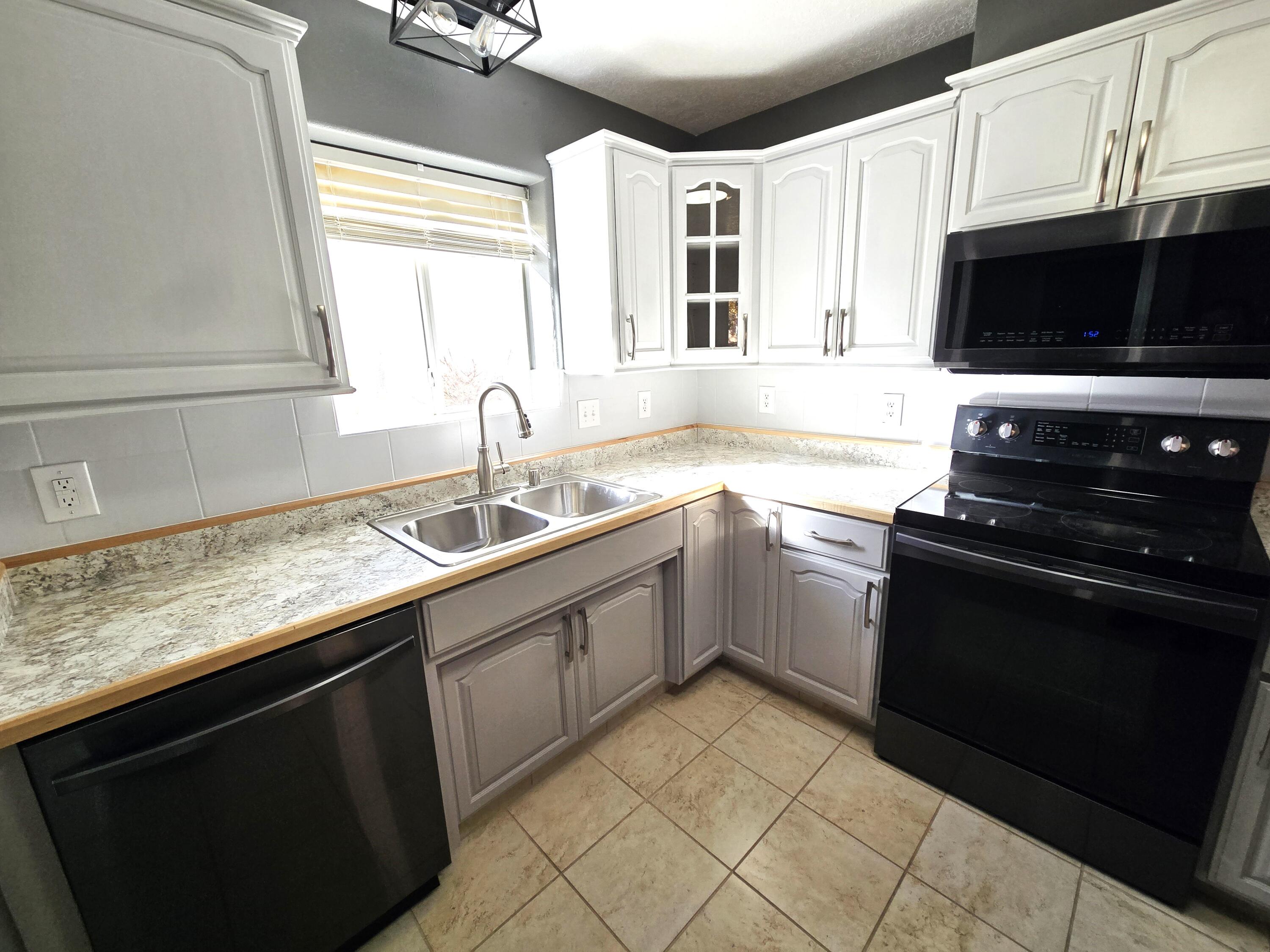 827 CALLE CORONADO SE, ALBUQUERQUE, NM 87123  Photo 14