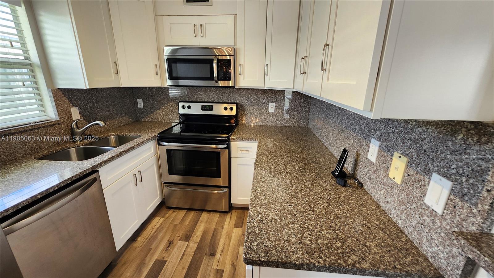 Kings Point Flanders Cond