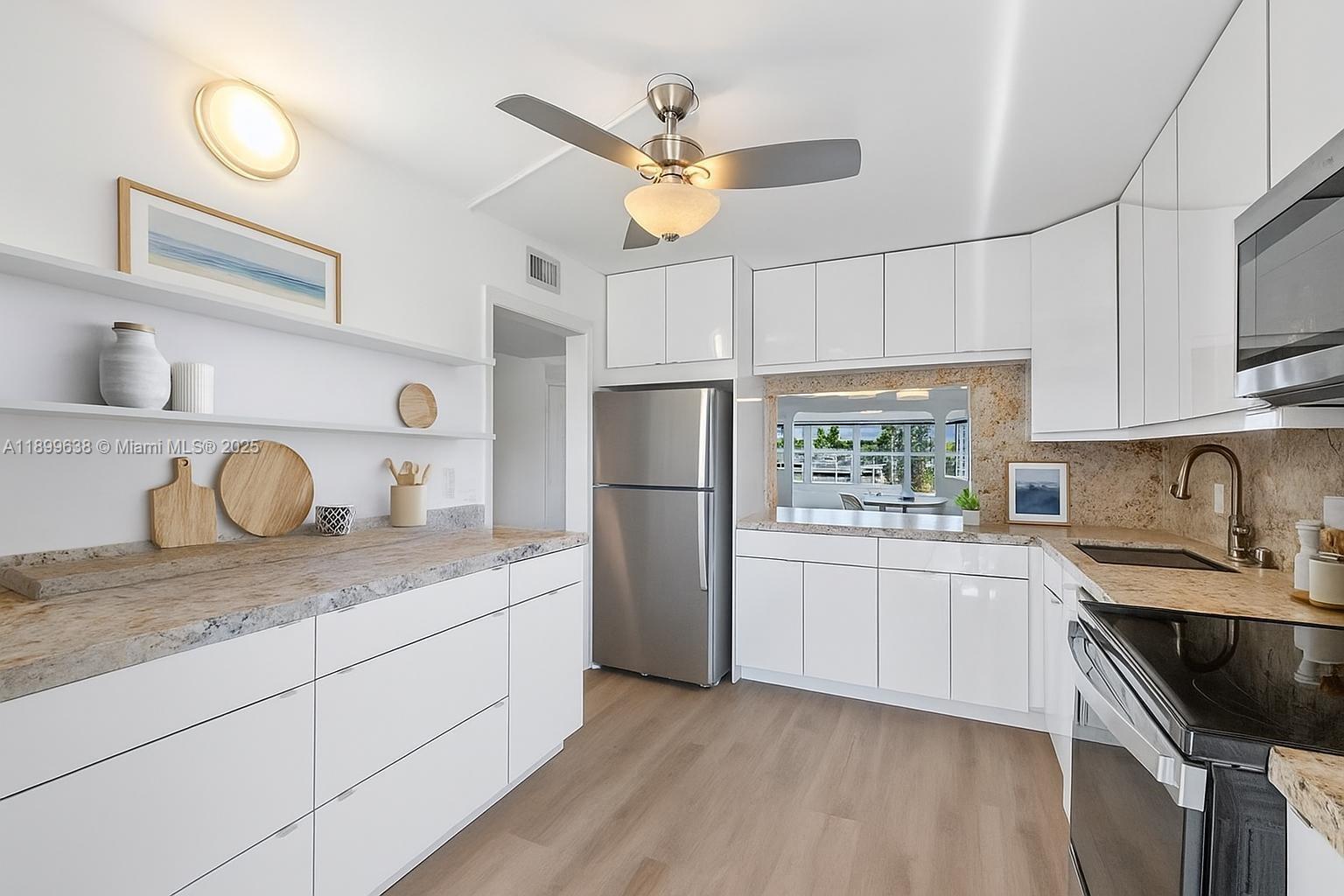 Heritage Landings Condo