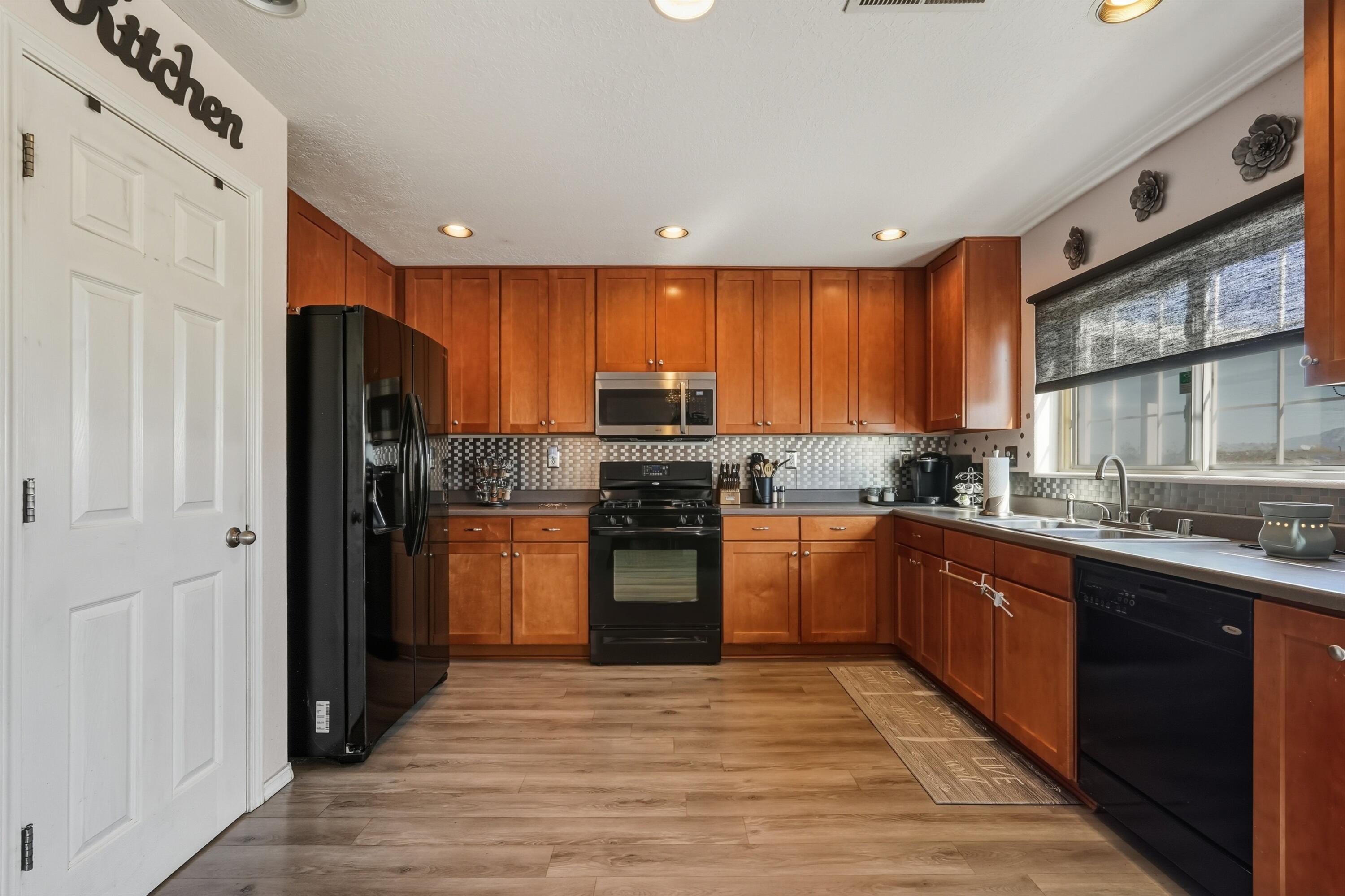 3034 Morrissey Street SW Kitchen