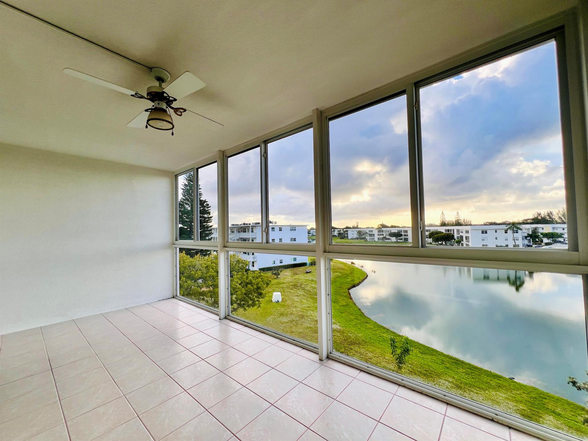 Century Village -Wellingt