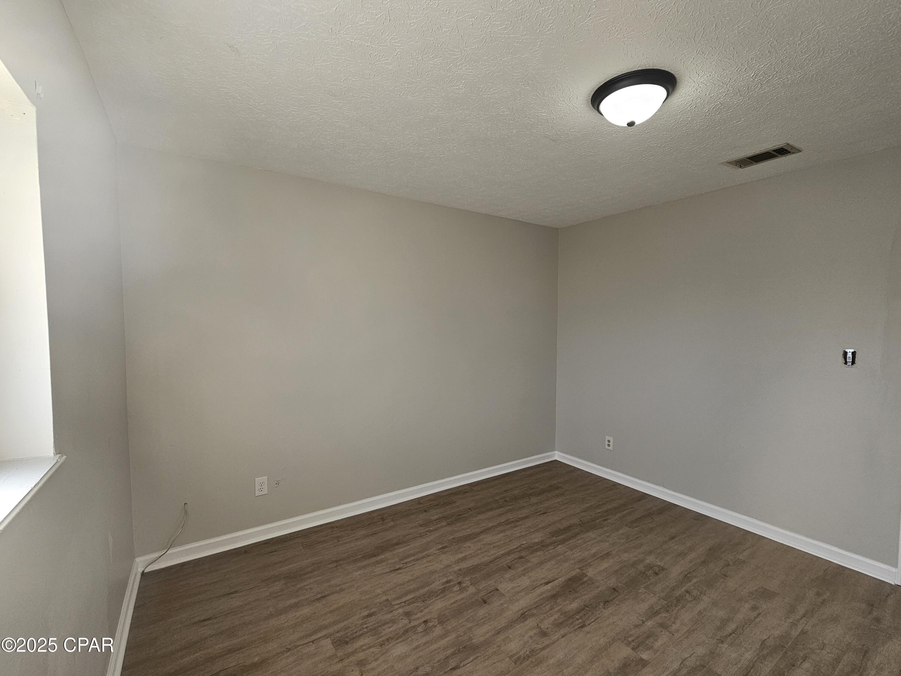 Image 10 For 6325 Chipewa Street