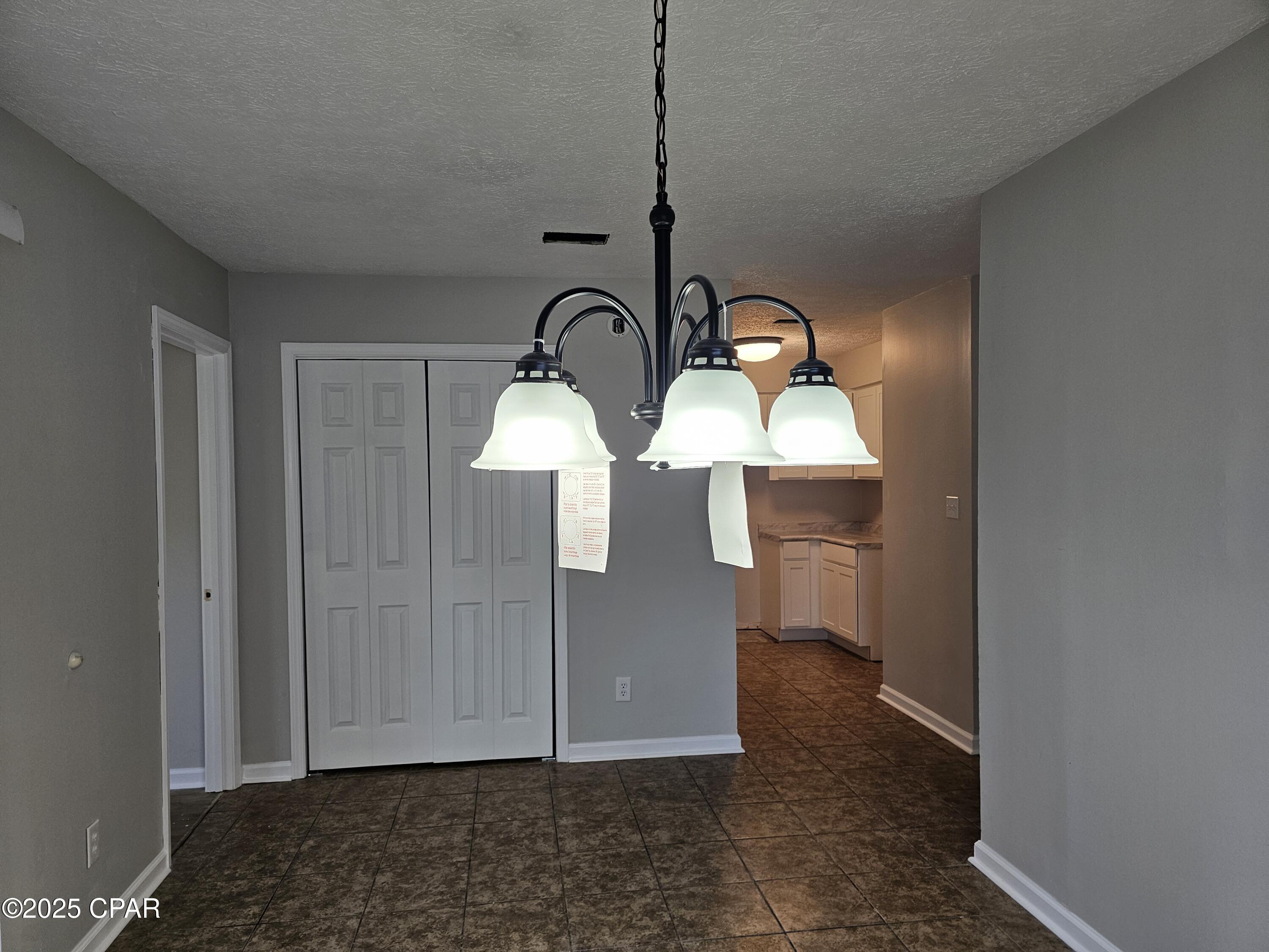 Image 13 For 6325 Chipewa Street