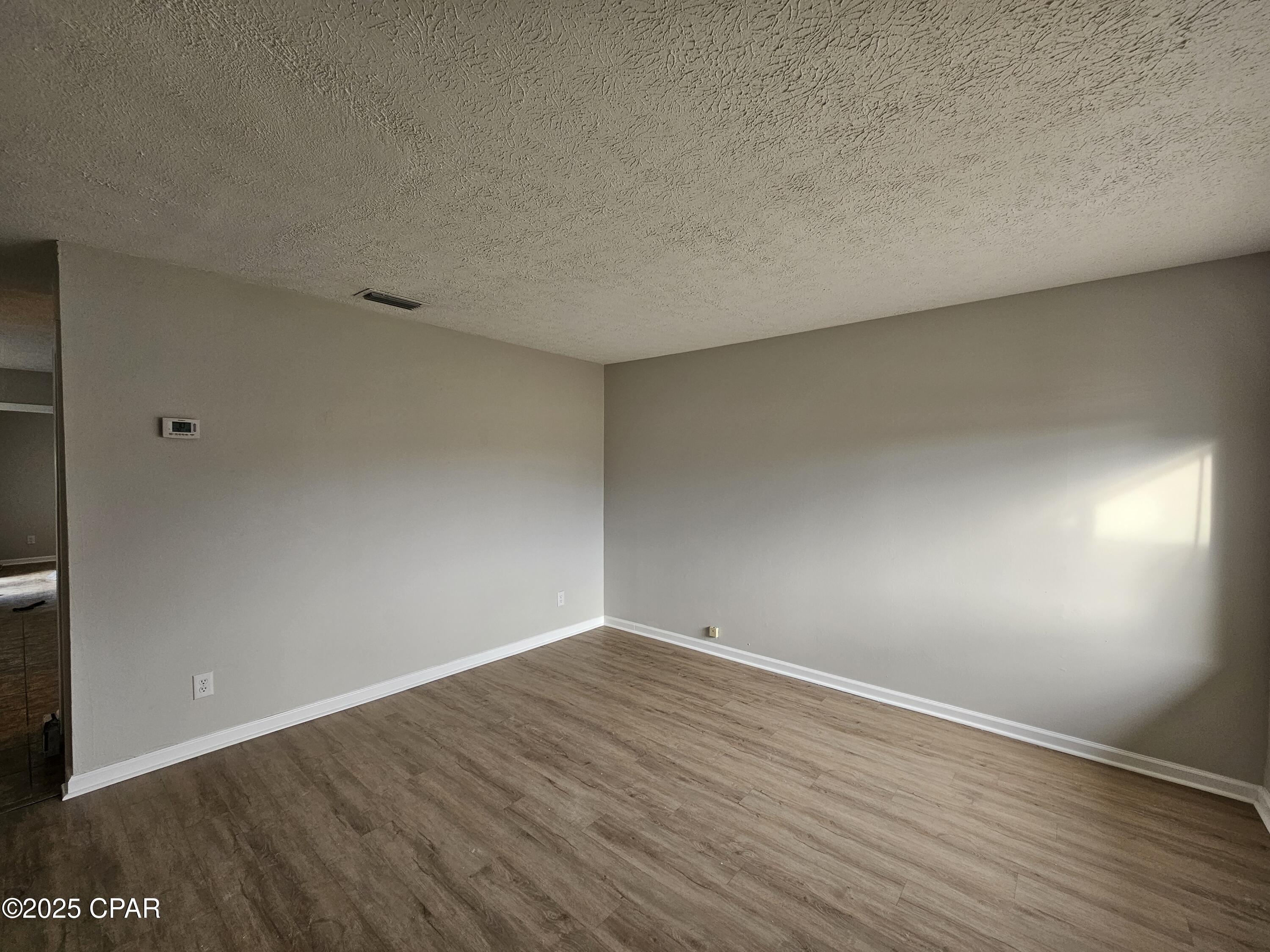 Image 14 For 6325 Chipewa Street