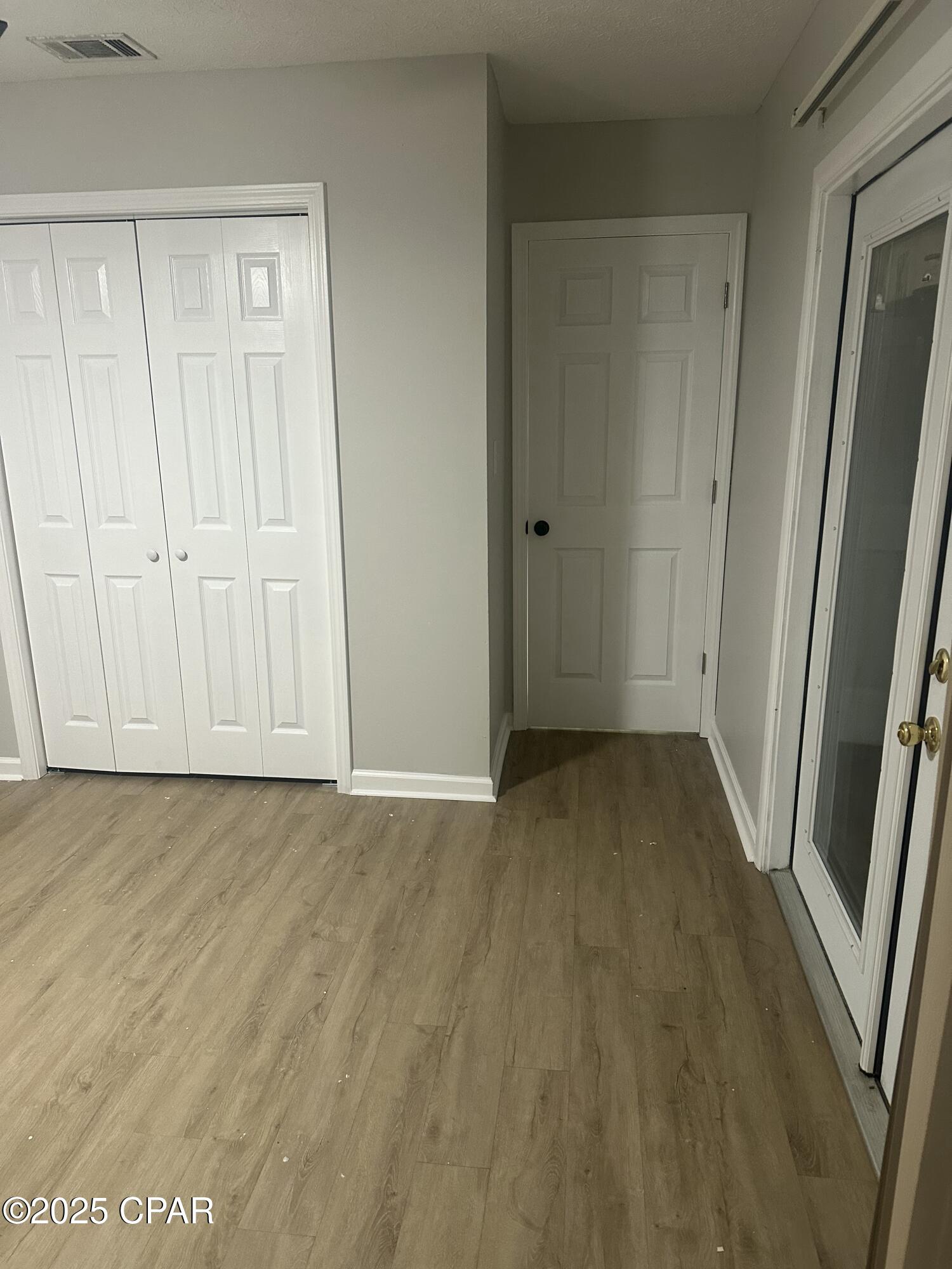 Image 17 For 6325 Chipewa Street