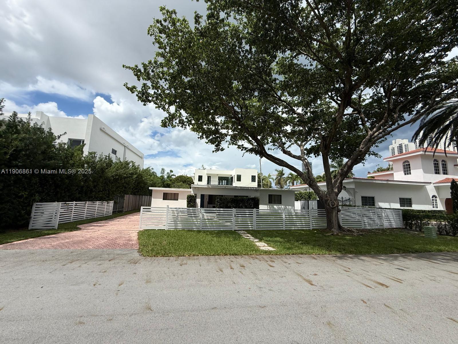 Golden Shores Ocean Blvd