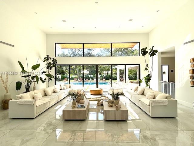 Suniland Estates 1St Addn