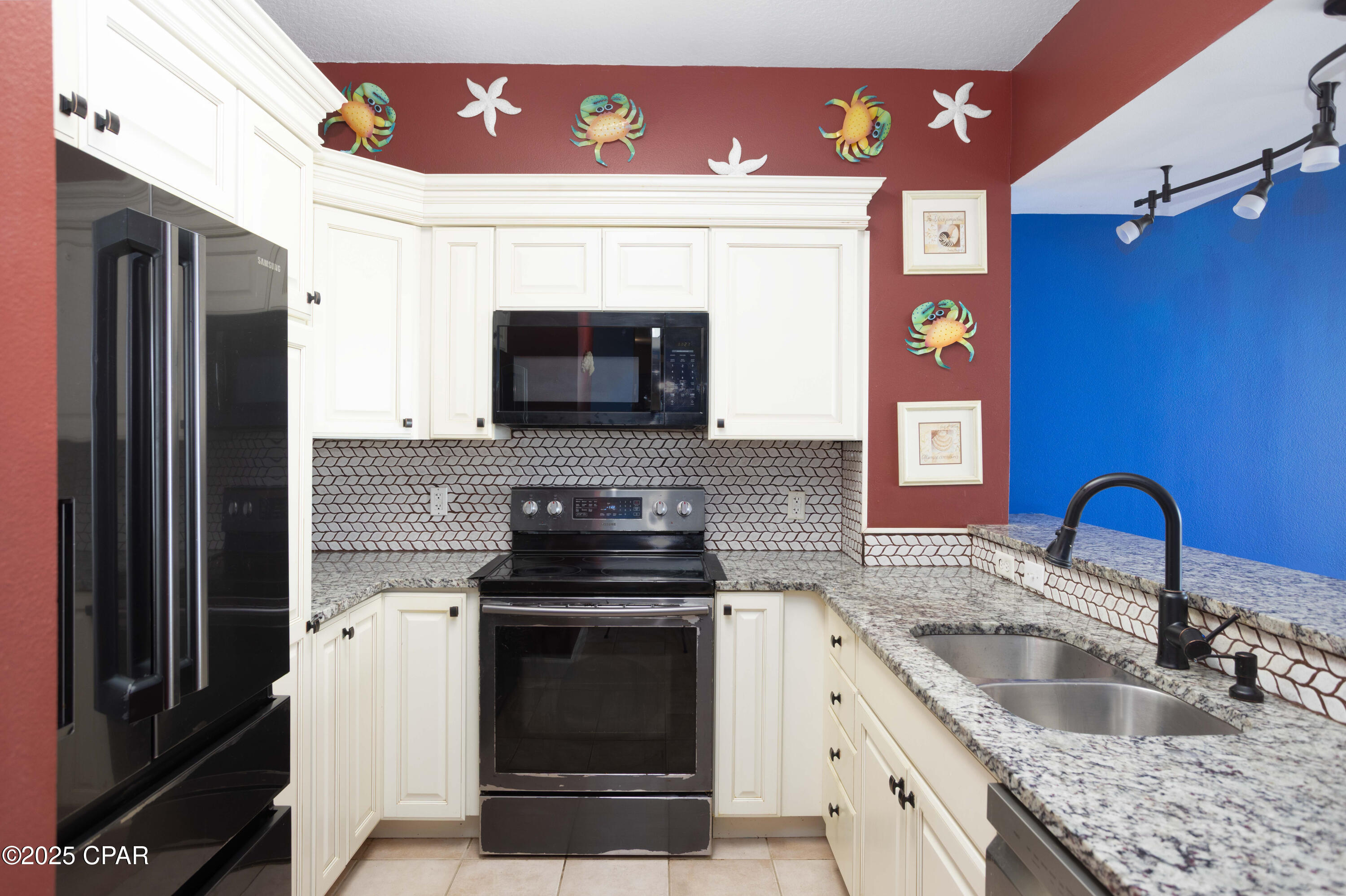 Image 5 For 9900 Thomas Drive 2114