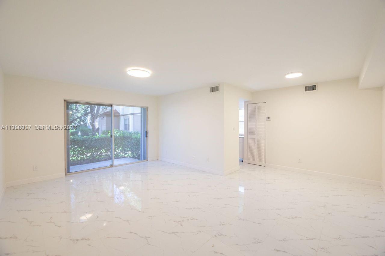 Club Quarters At Raintree