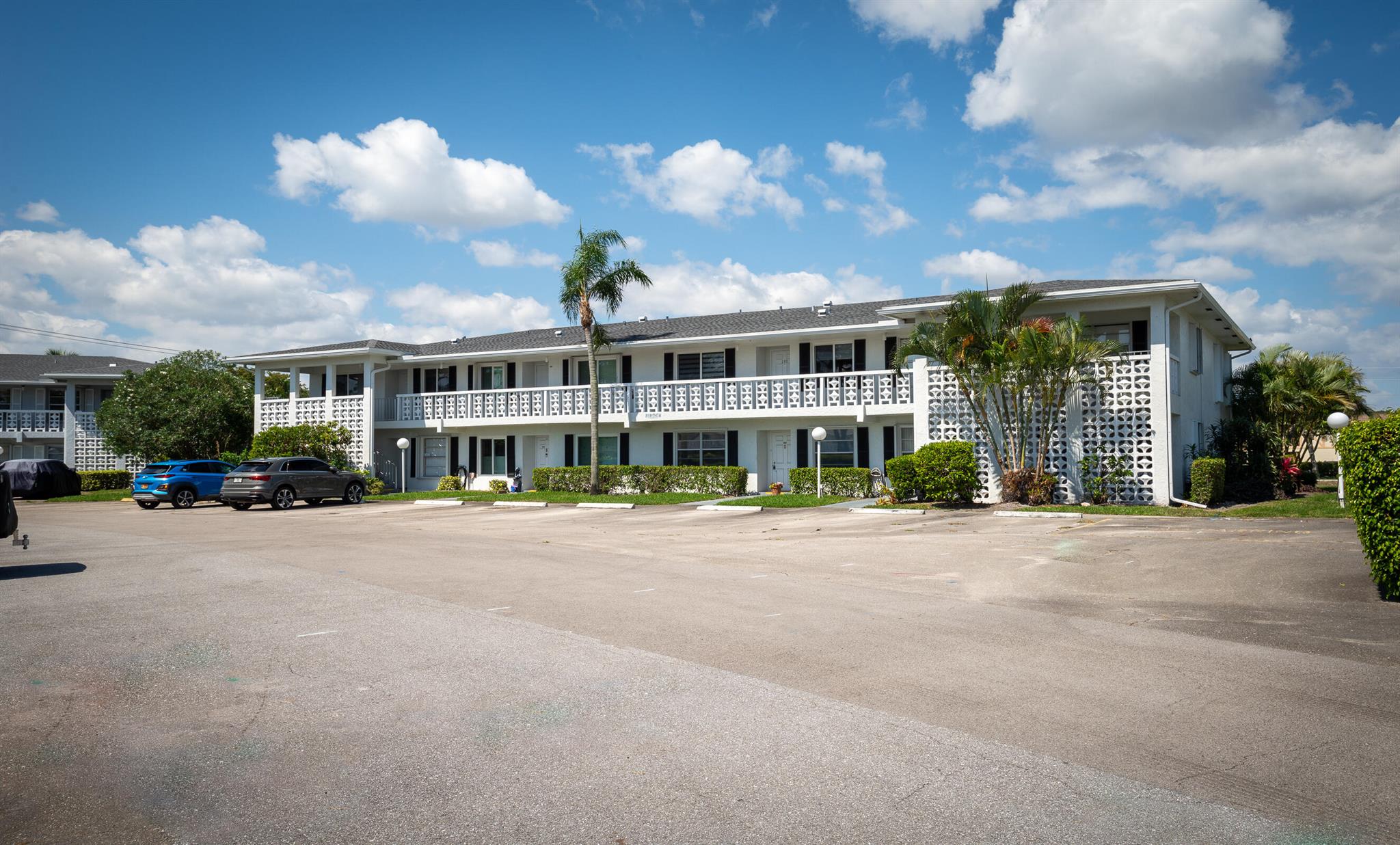 Pines Of Delray Condo One