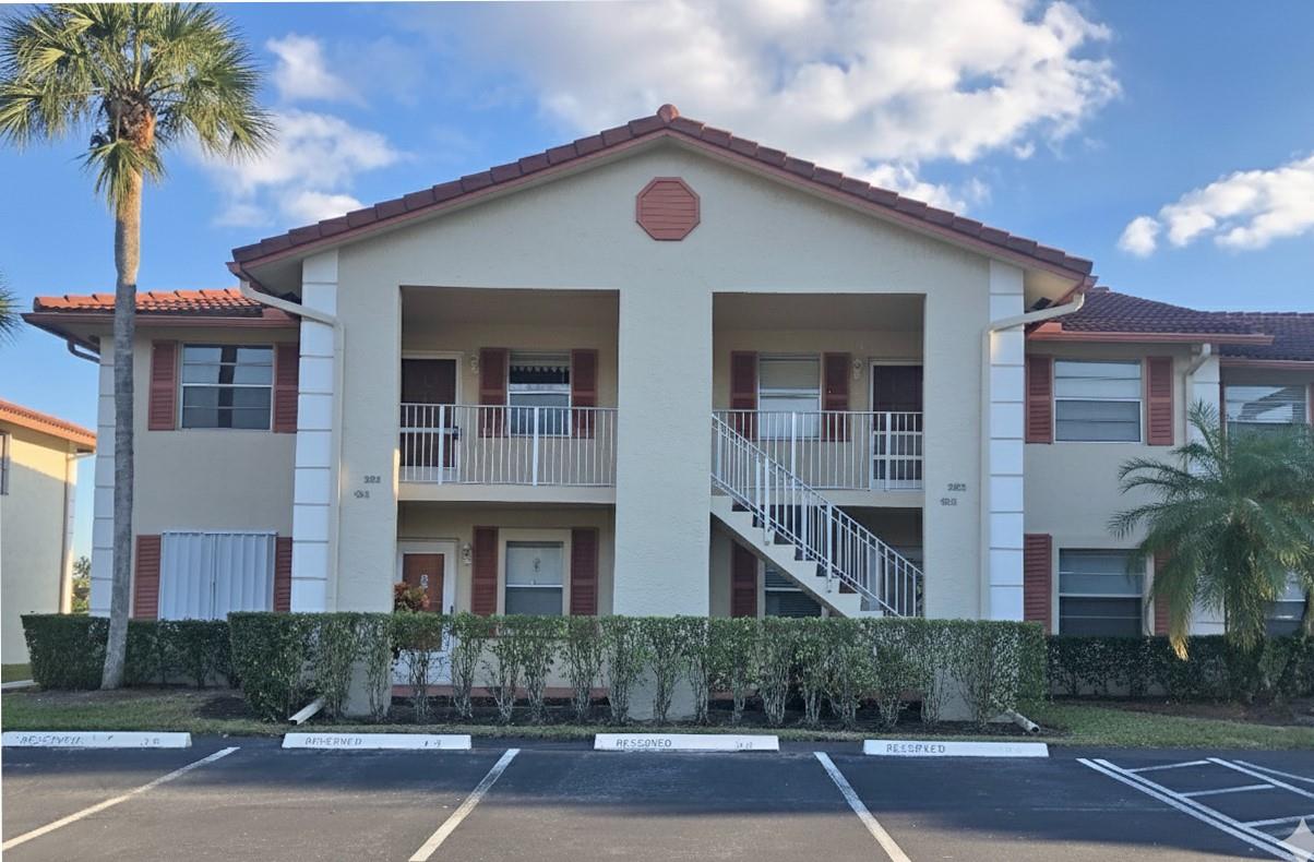 Golfside-Holiday Springs