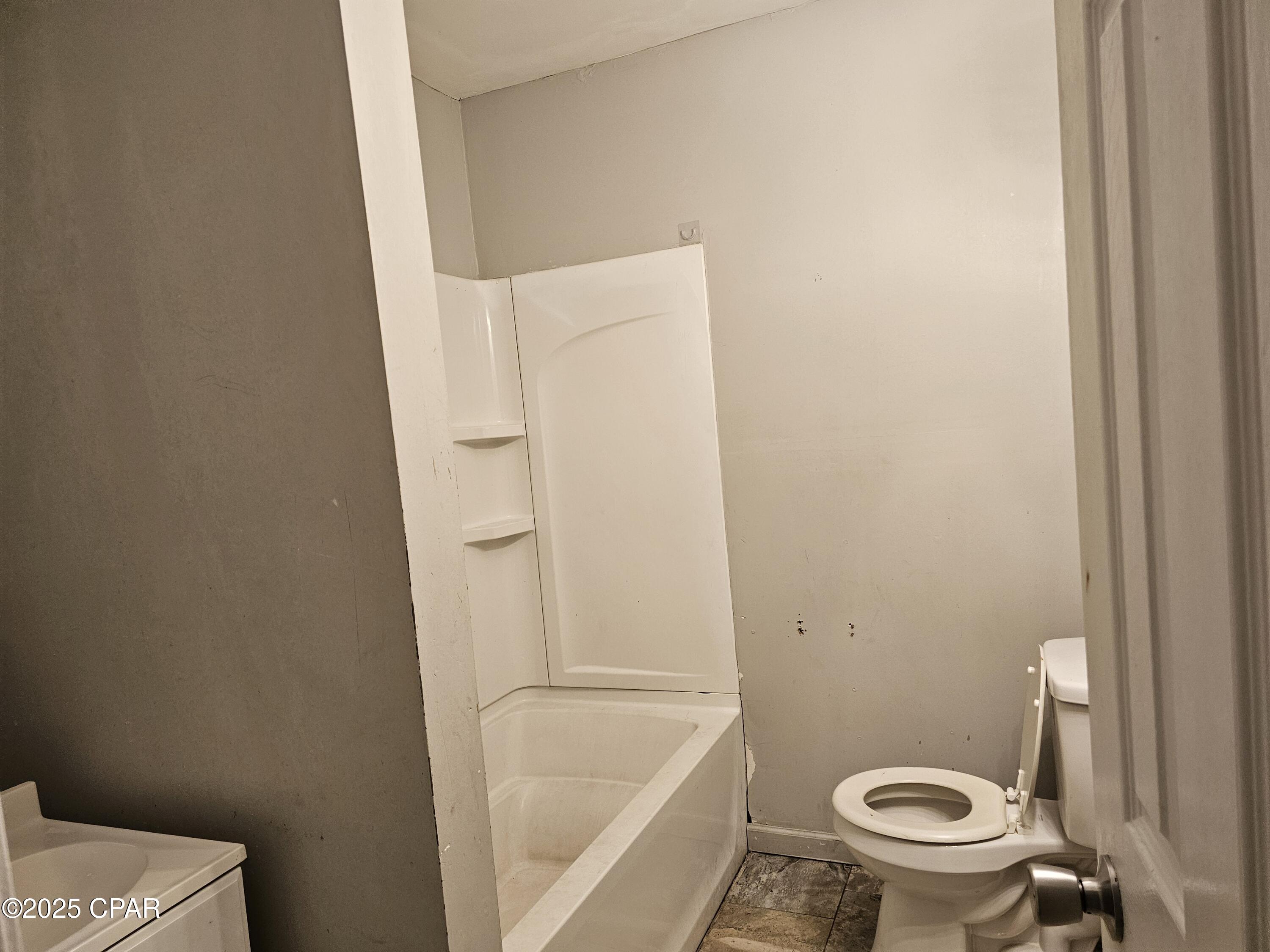 Image 14 For 705 Satsuma Avenue