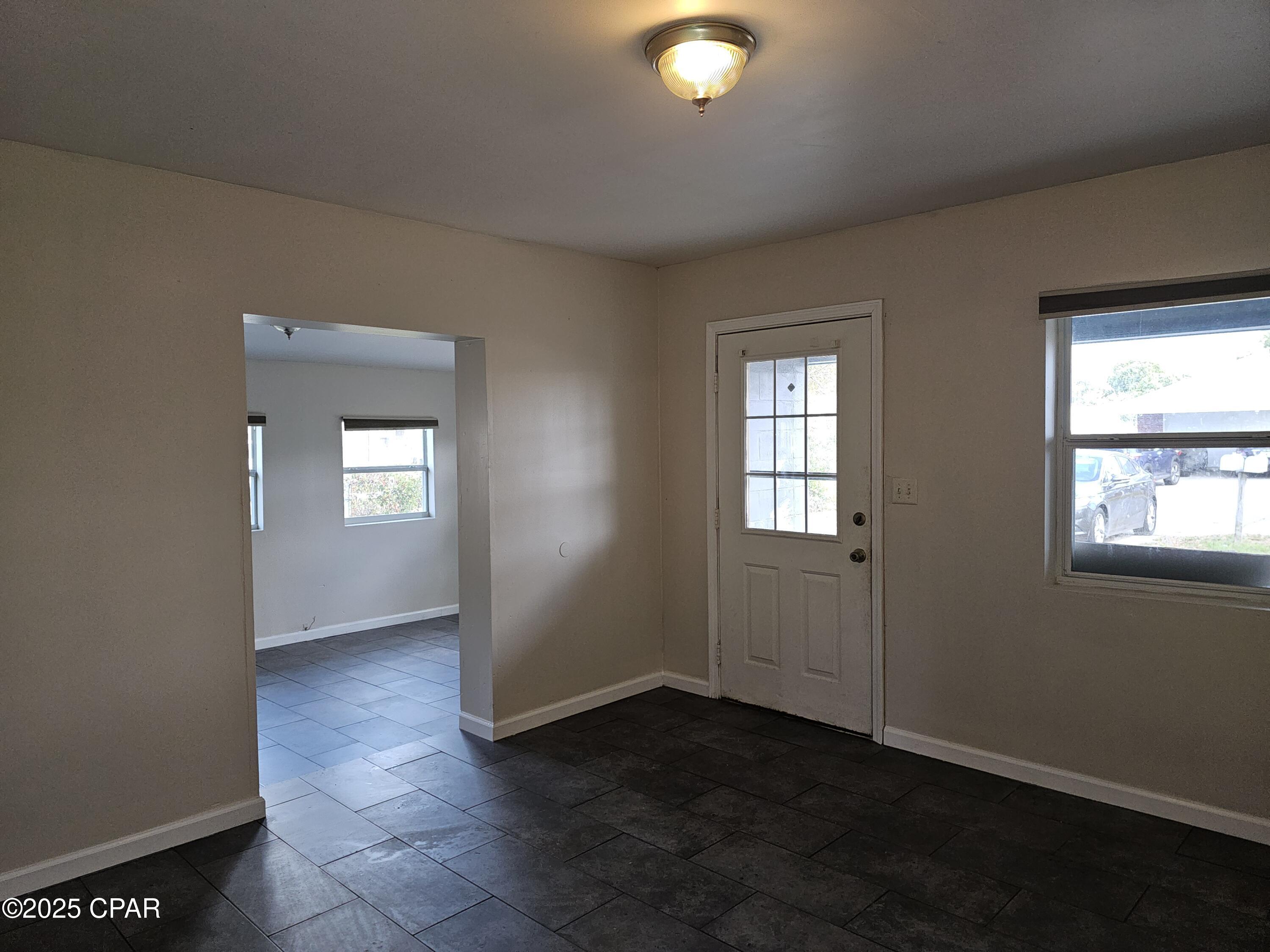 Image 2 For 705 Satsuma Avenue