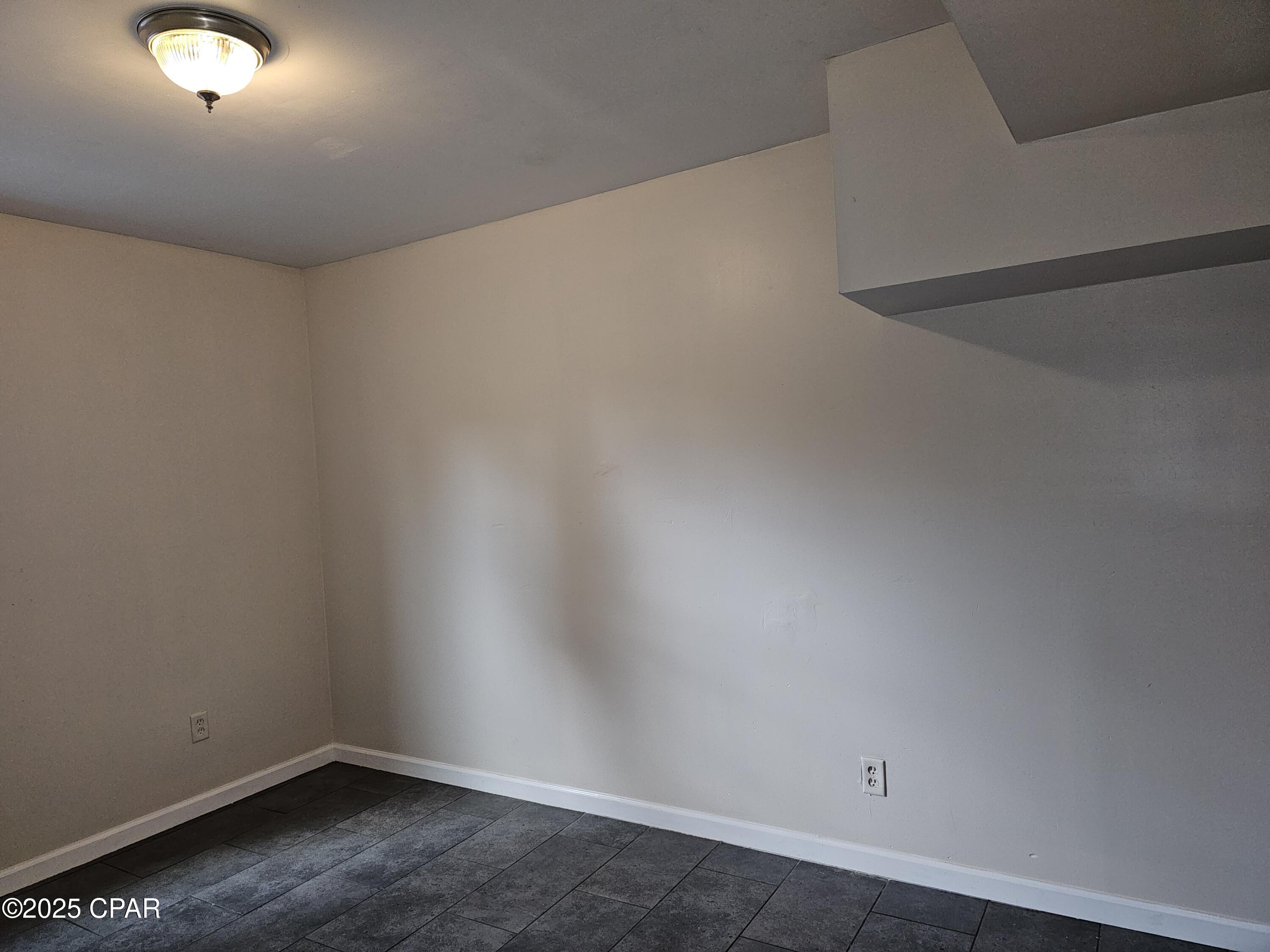 Image 7 For 705 Satsuma Avenue