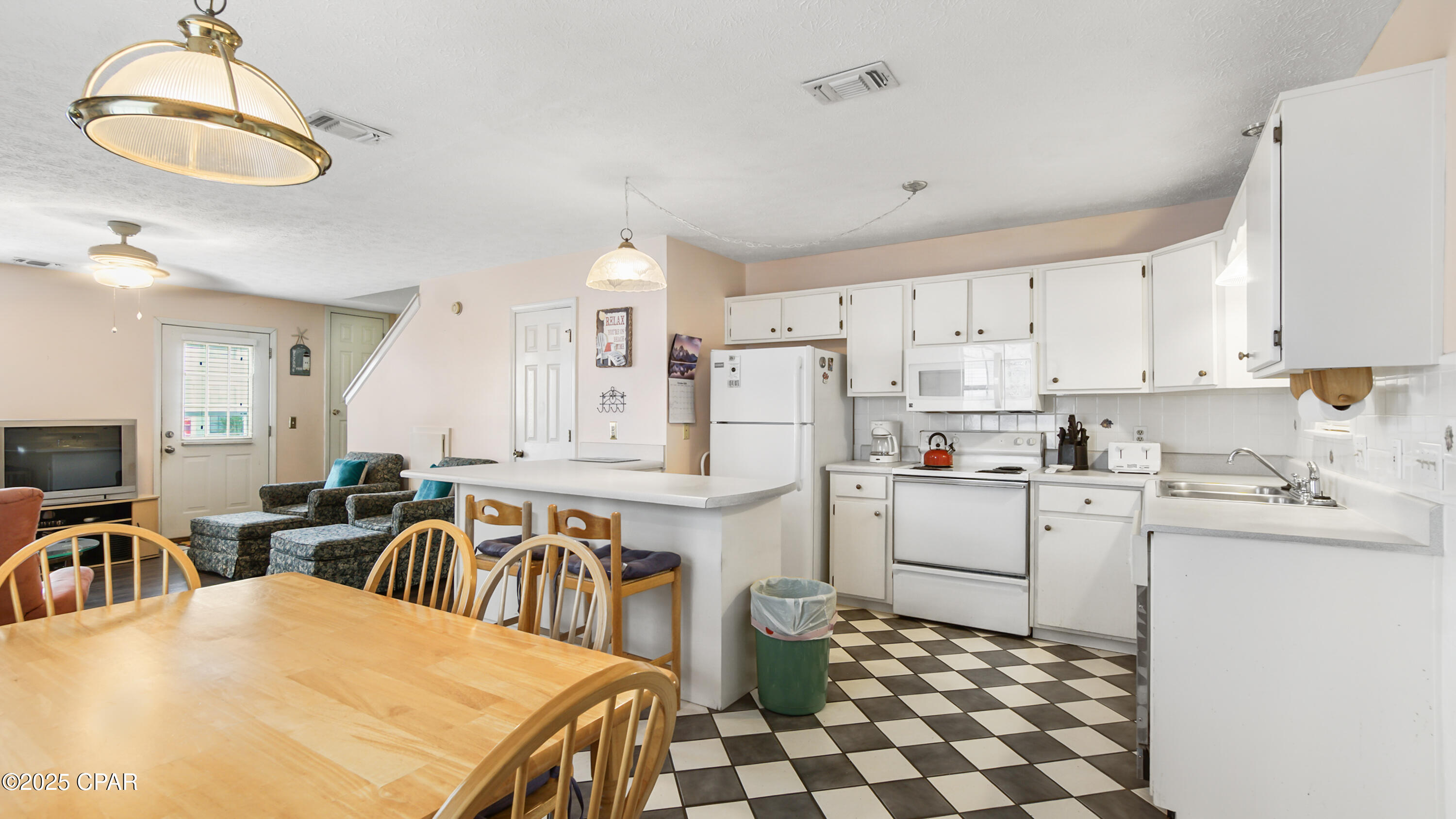 Image 14 For 17214 Front Beach Road 20