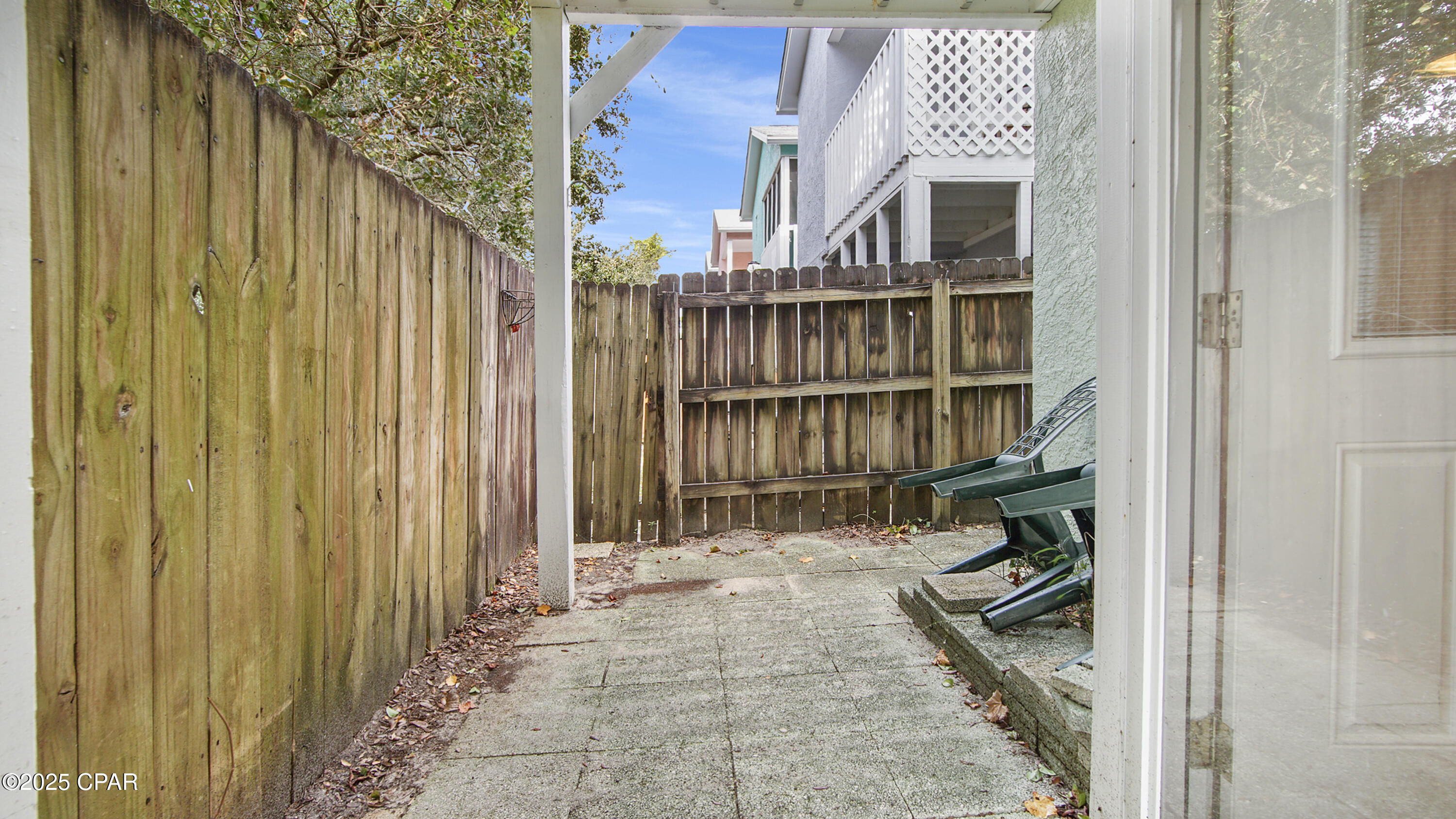 Image 18 For 17214 Front Beach Road 20