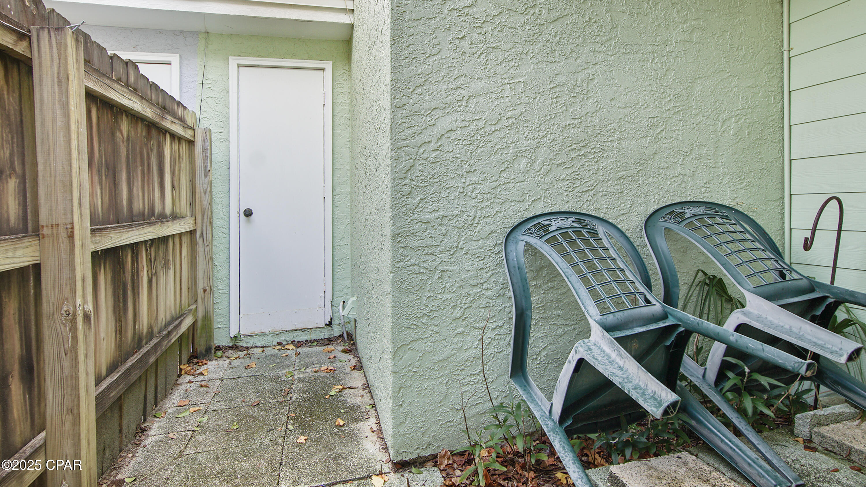 Image 19 For 17214 Front Beach Road 20