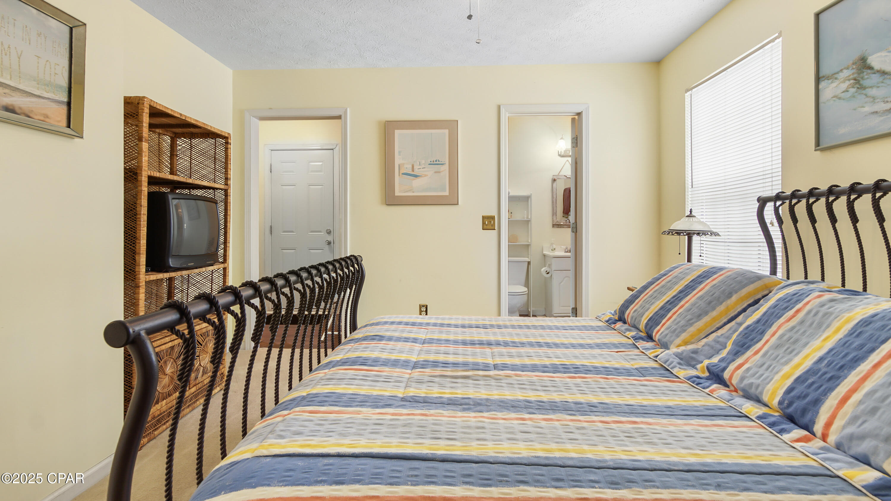 Image 29 For 17214 Front Beach Road 20