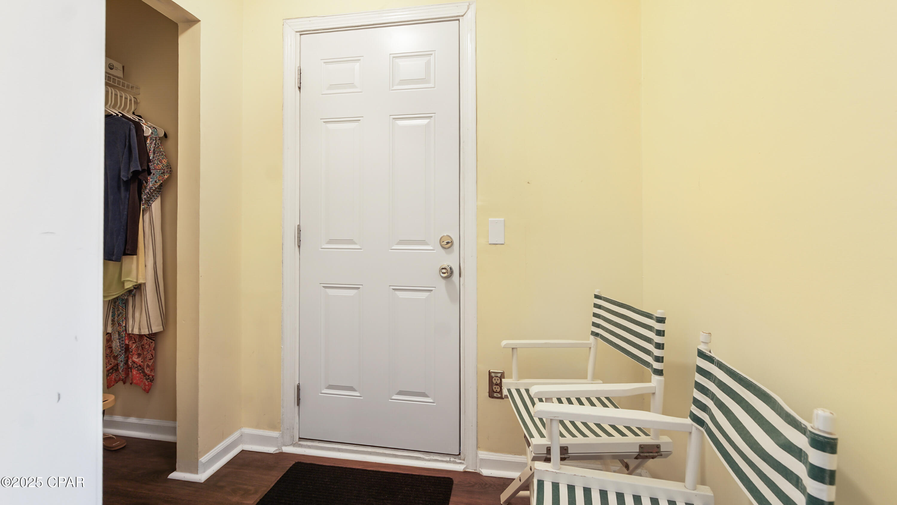 Image 33 For 17214 Front Beach Road 20