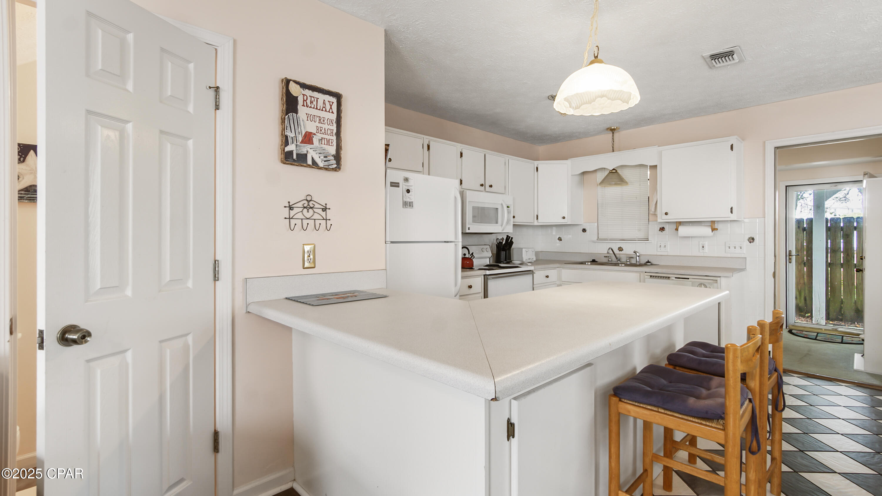 Image 5 For 17214 Front Beach Road 20