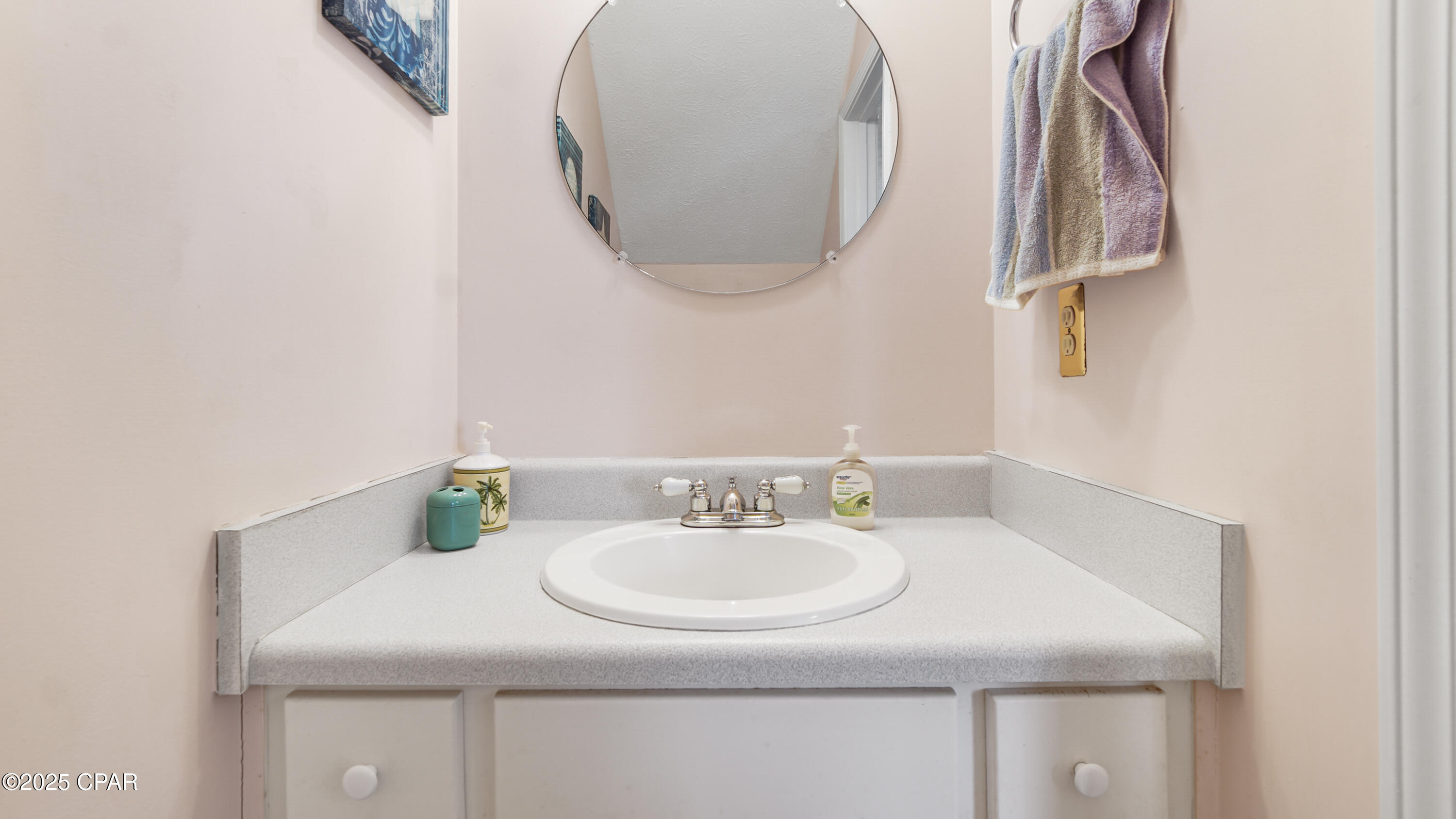 Image 7 For 17214 Front Beach Road 20