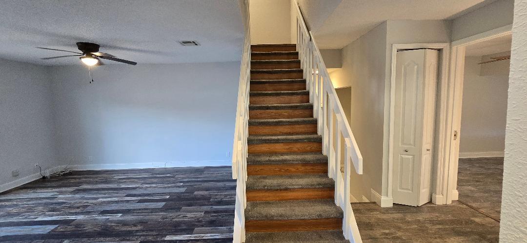 Townhouses At Jacaranda