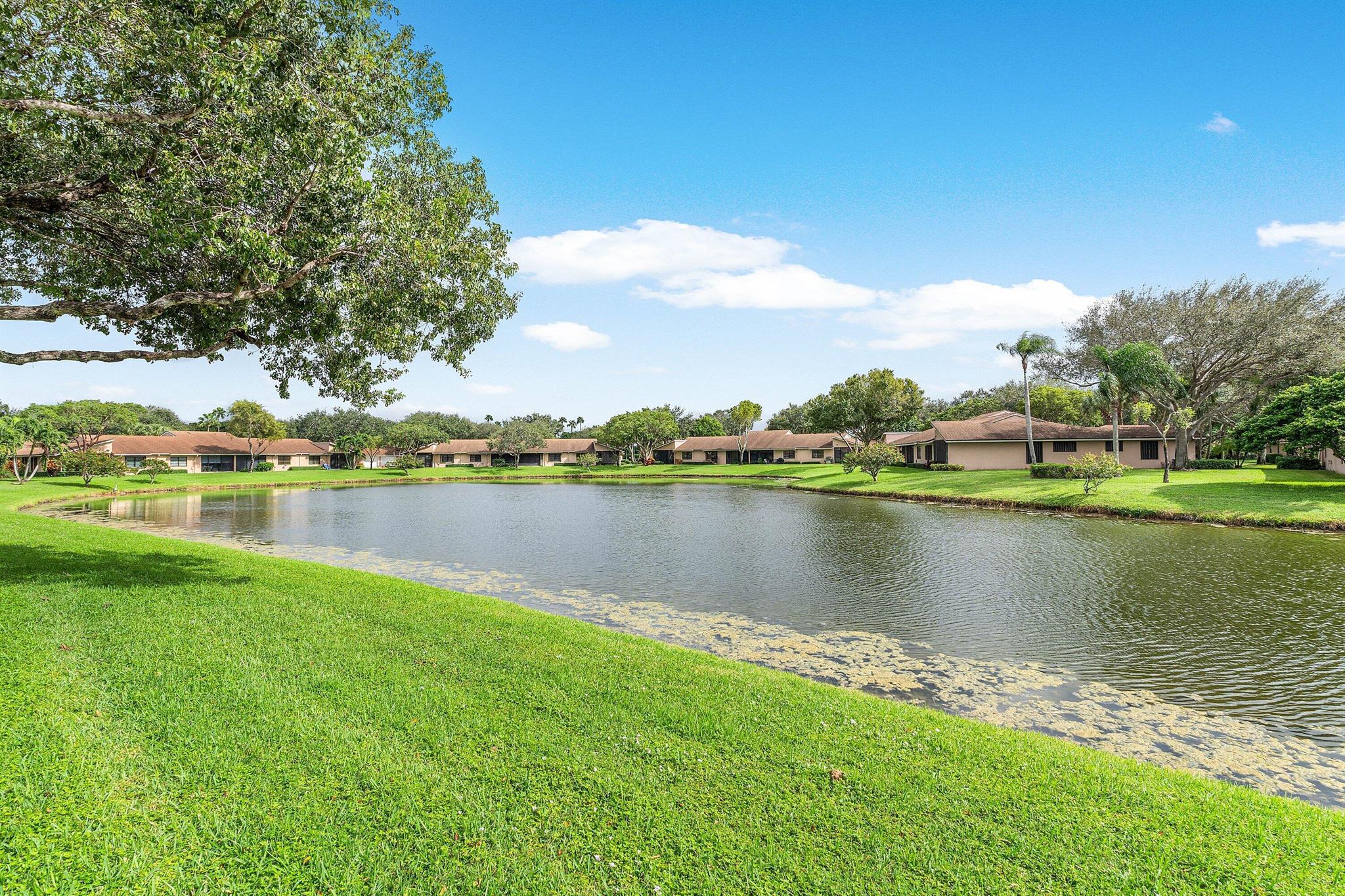 Whisper Walk Sec E Condo