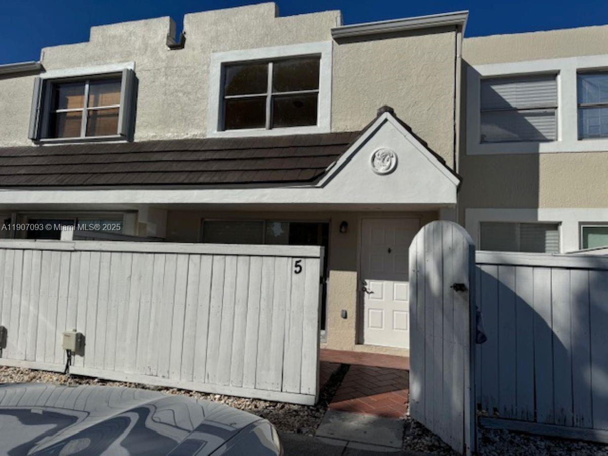 Gables Point Condo I