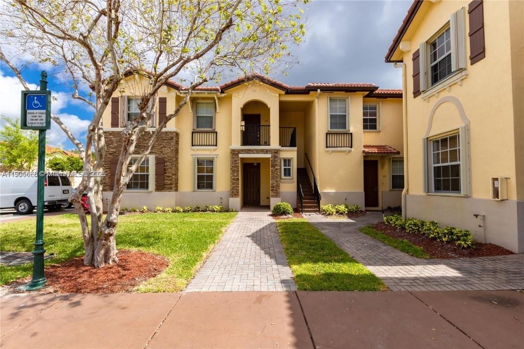 Villas At Carmel Condo No