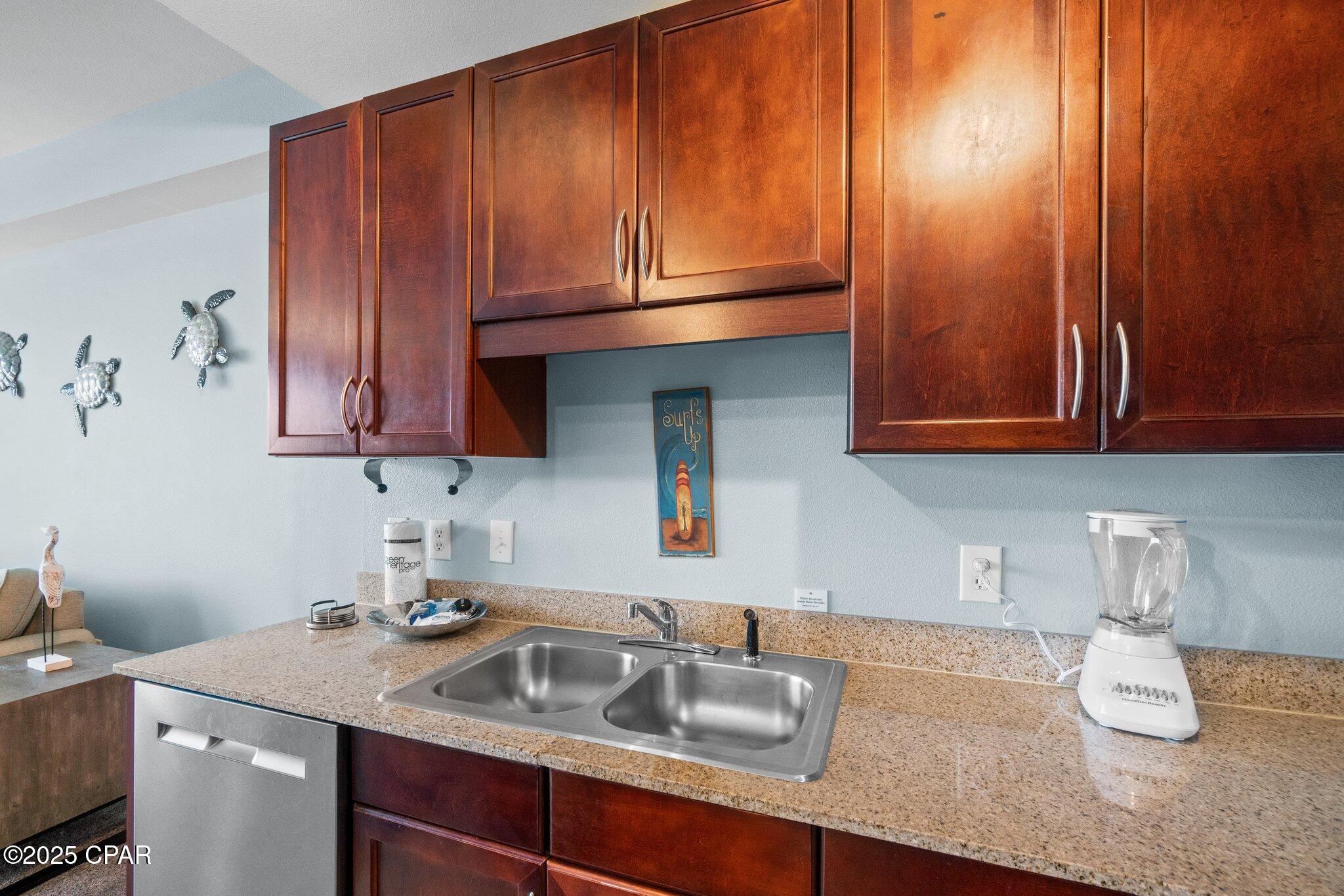 Image 12 For 9902 Thomas Drive 136