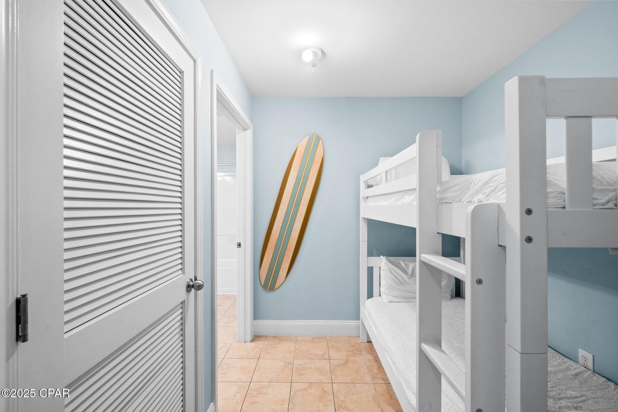 Image 4 For 9902 Thomas Drive 136