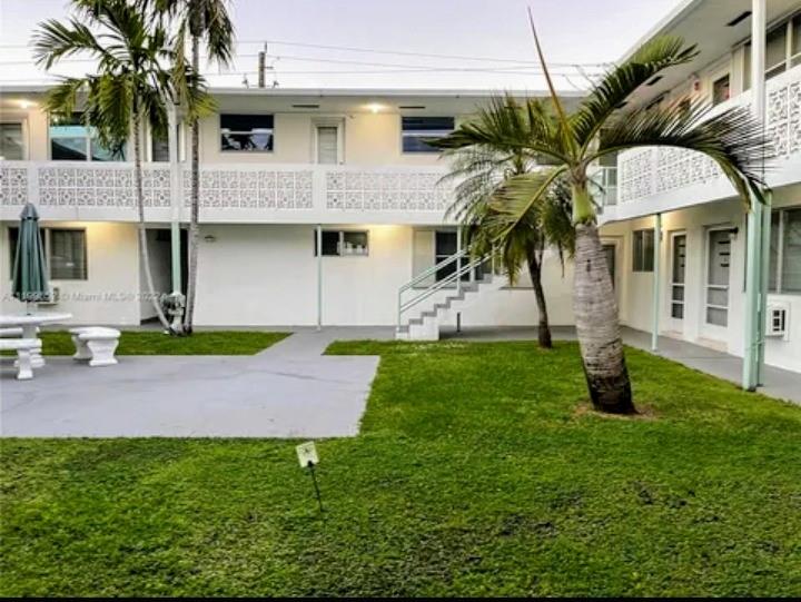 Homes for sale in Hollywood, FL | 1717 Rodman St #18, Hollywood, FL 33020 | MLS# F10534861