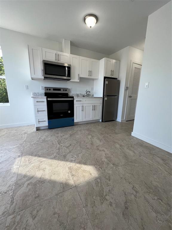 Homes for sale in Fort Lauderdale, FL | 661 Nw 21st Ter, Fort Lauderdale, FL 33311 | MLS# F10534867