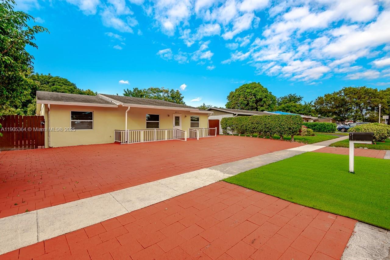 North Lauderdale Village