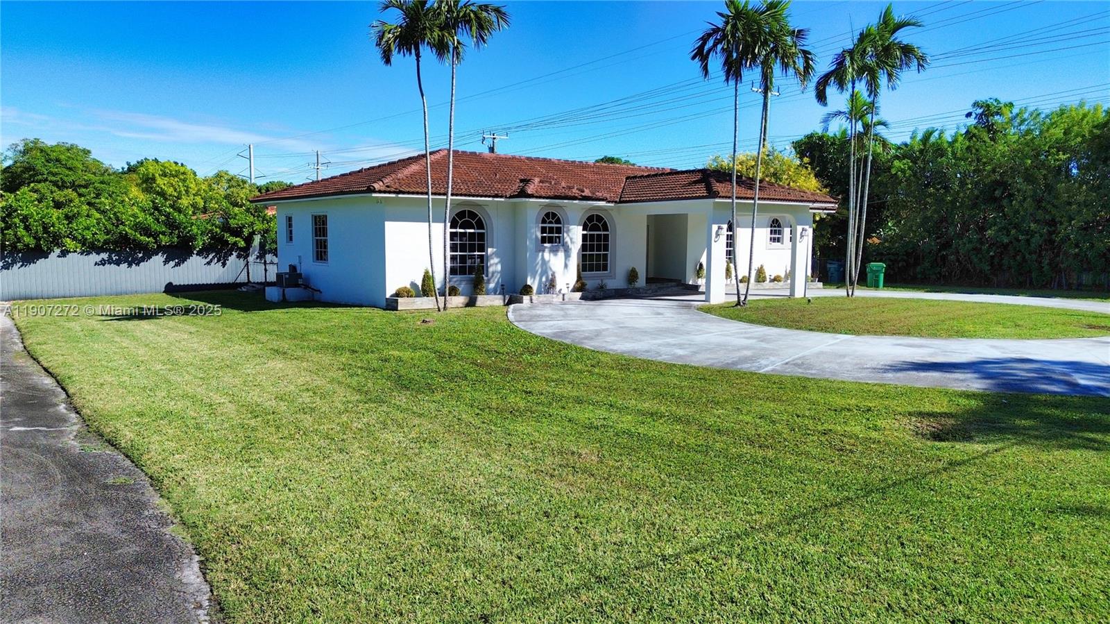 House for Sale in Miami, FL