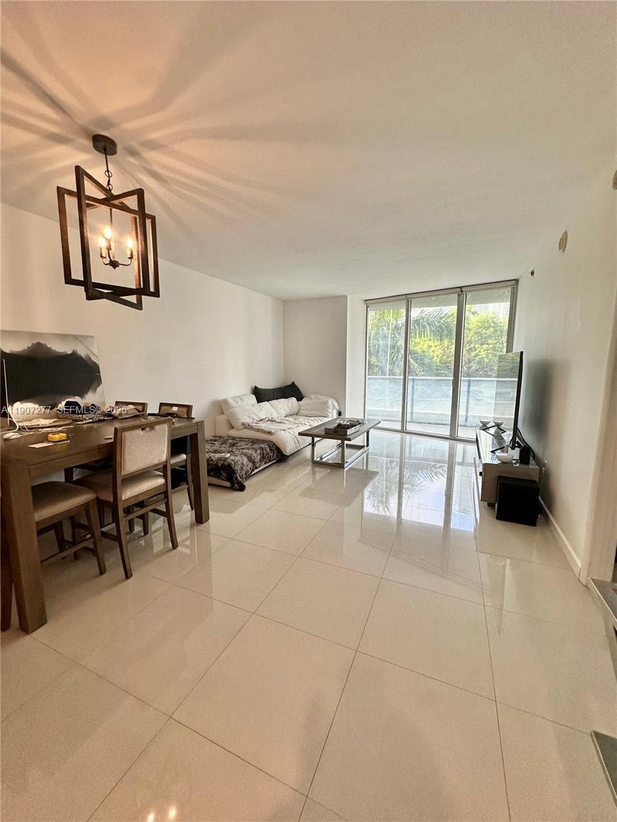 Condo for Rent in Miami, FL